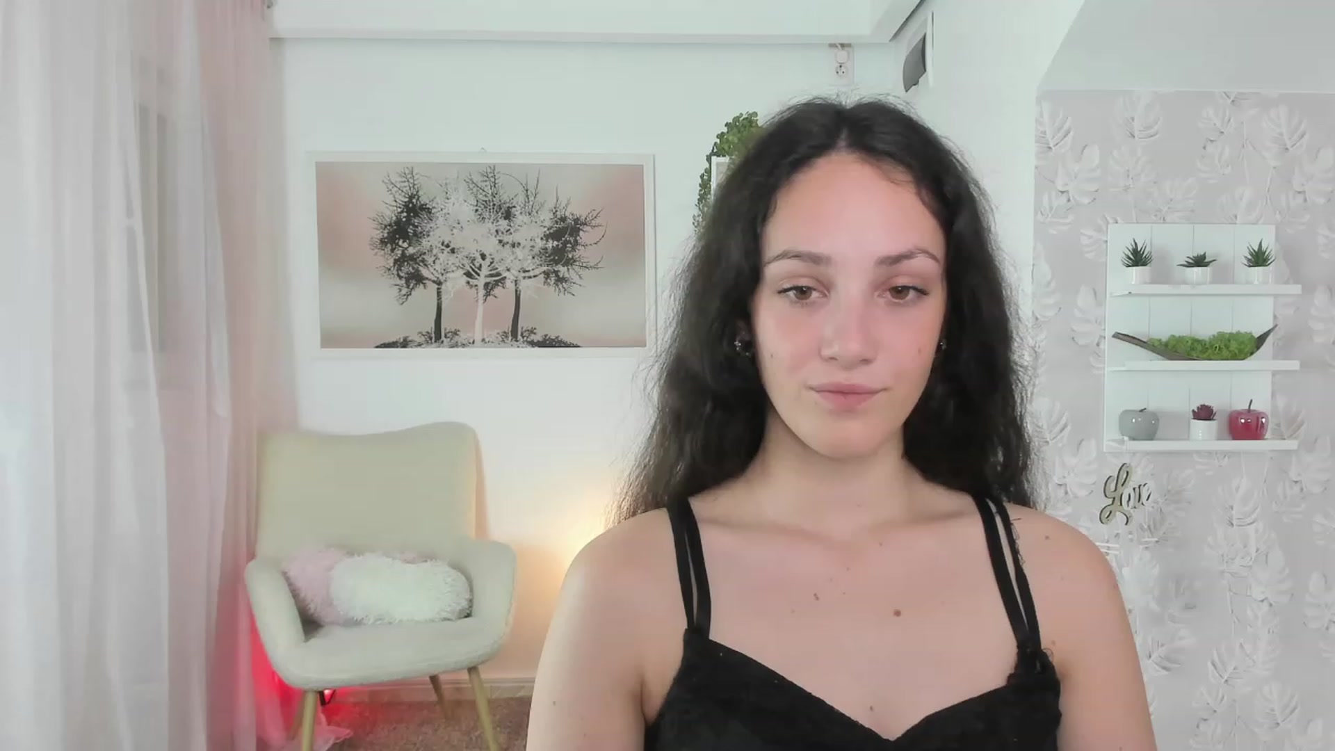 Gallery image thumbnail from Sophie_Rain18's myfreecams stream on, 06/20/2023, 14:39 image 13 of 20