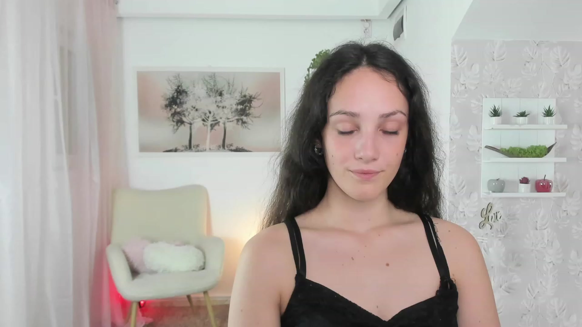 Gallery image thumbnail from Sophie_Rain18's myfreecams stream on, 06/20/2023, 14:39 image 9 of 20