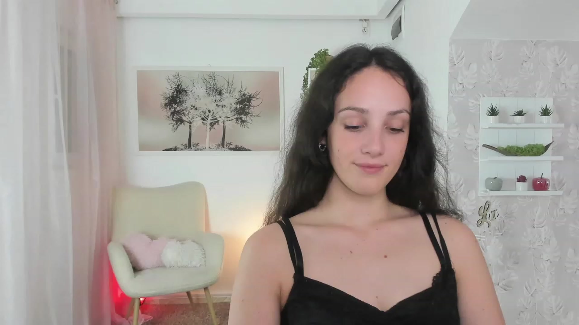 Gallery image thumbnail from Sophie_Rain18's myfreecams stream on, 06/20/2023, 17:10 image 7 of 20