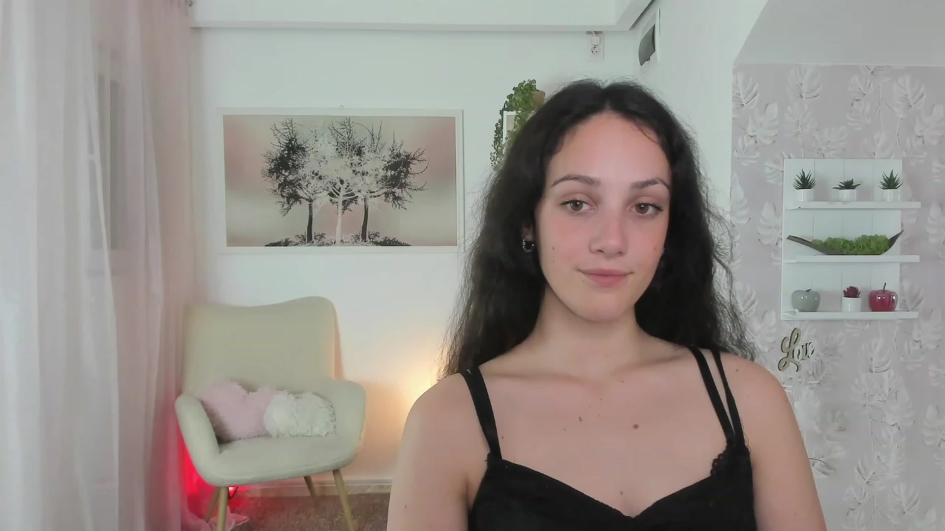 Gallery image thumbnail from Sophie_Rain18's myfreecams stream on, 06/20/2023, 17:10 image 8 of 20
