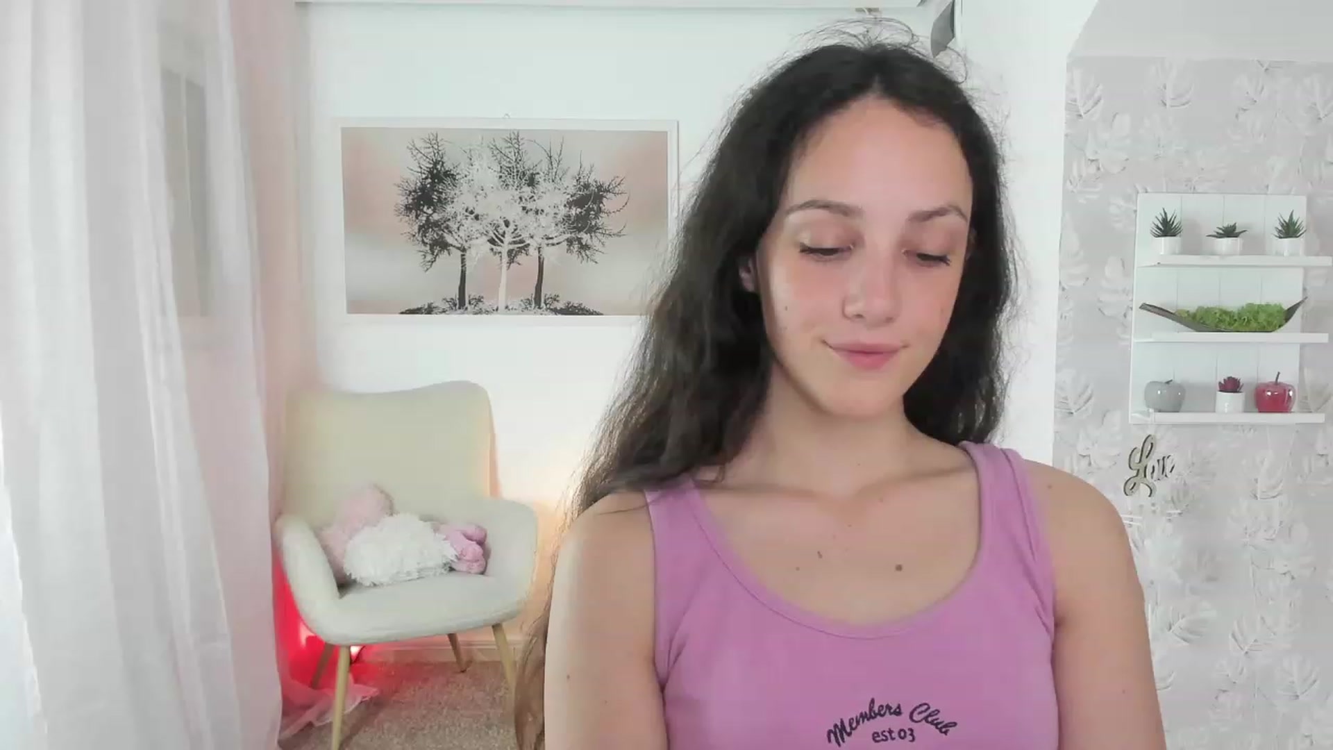Gallery image thumbnail from Sophie_Rain18's myfreecams stream on, 06/21/2023, 14:11 image 10 of 20