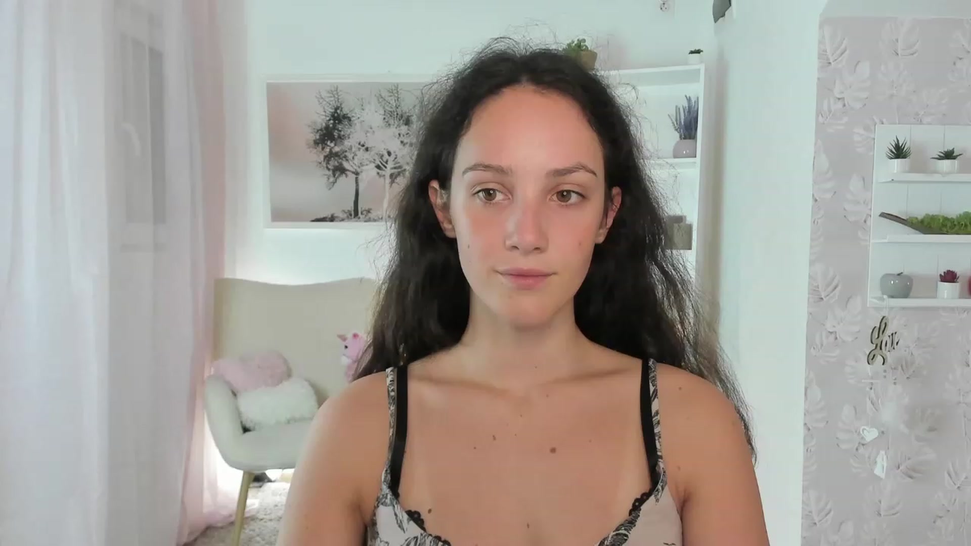 Gallery image thumbnail from Sophie_Rain18's myfreecams stream on, 07/25/2023, 14:49 image 14 of 20