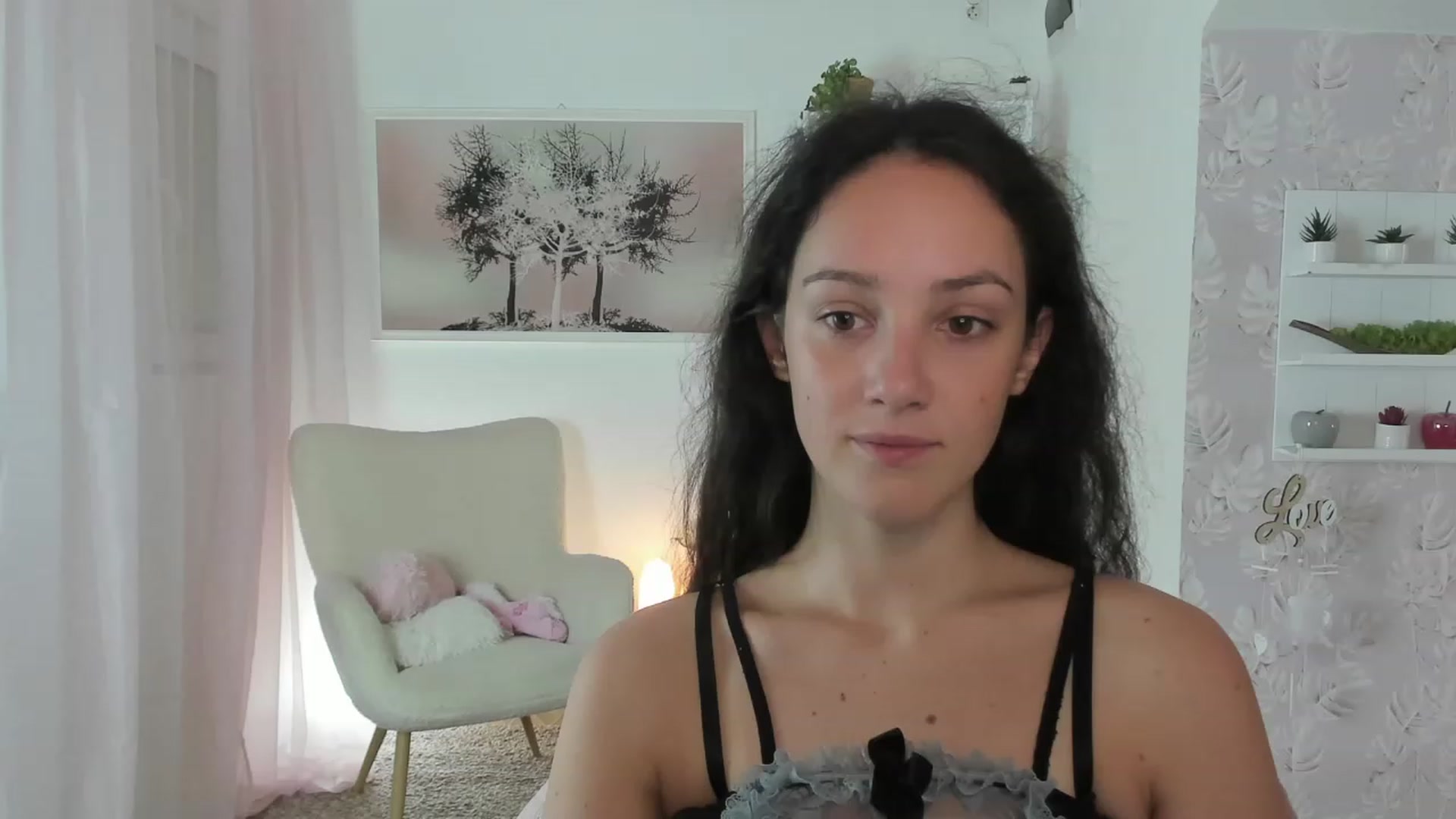 Gallery image thumbnail from Sophie_Rain18's myfreecams stream on, 07/26/2023, 14:51 image 7 of 20