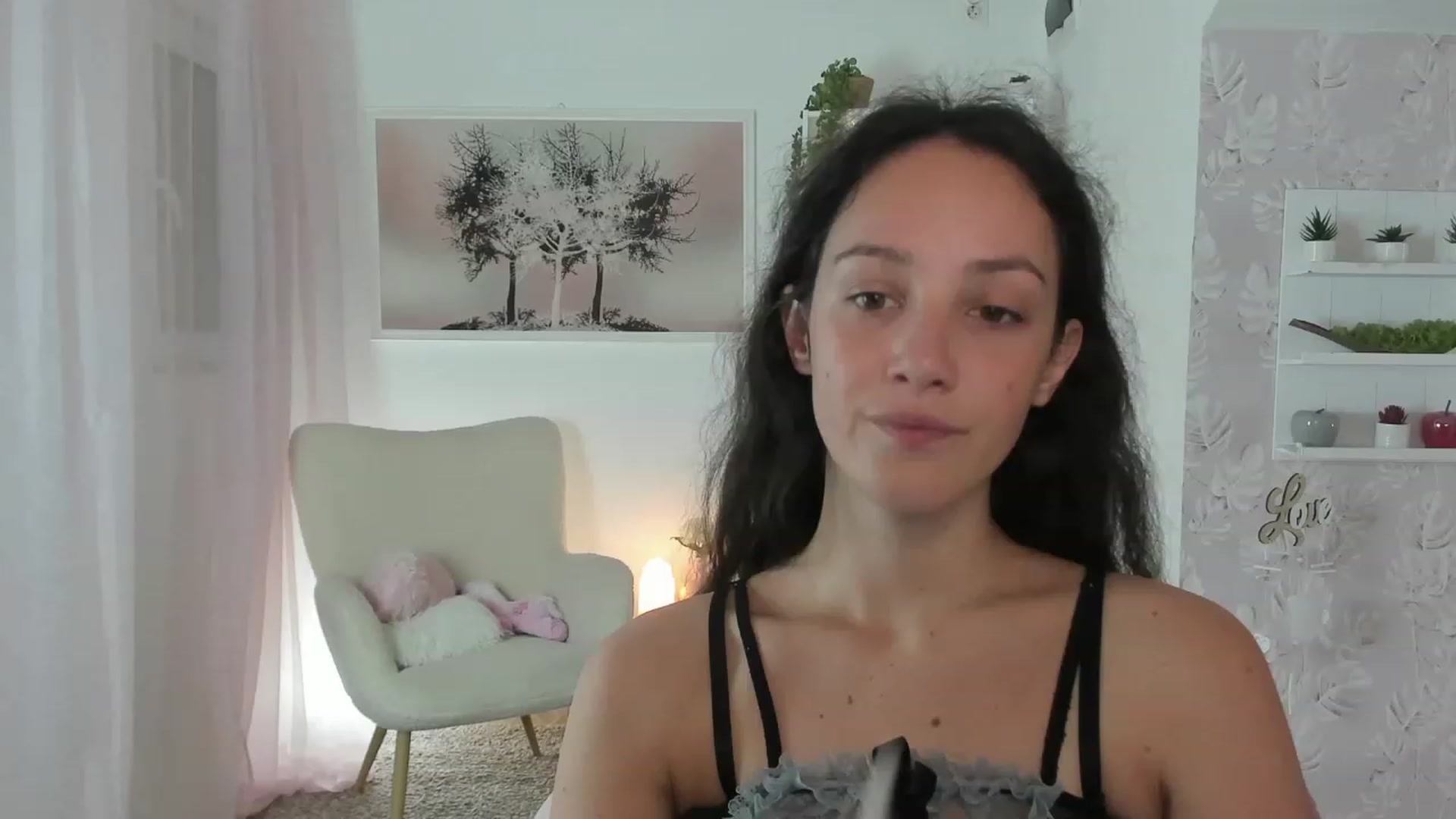 Gallery image thumbnail from Sophie_Rain18's myfreecams stream on, 07/26/2023, 14:51 image 8 of 20