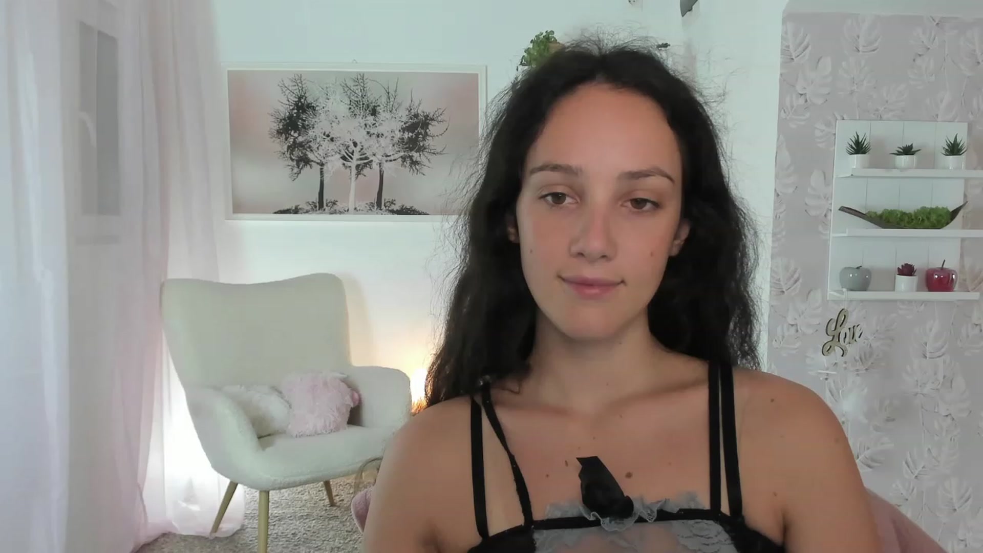 Gallery image thumbnail from Sophie_Rain18's myfreecams stream on, 07/26/2023, 17:18 image 7 of 20