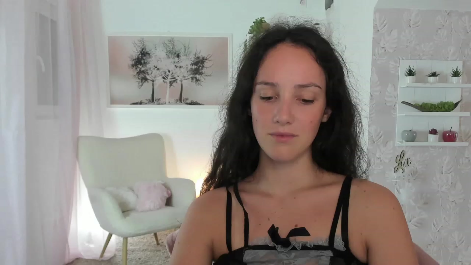 Gallery image thumbnail from Sophie_Rain18's myfreecams stream on, 07/26/2023, 17:18 image 20 of 20