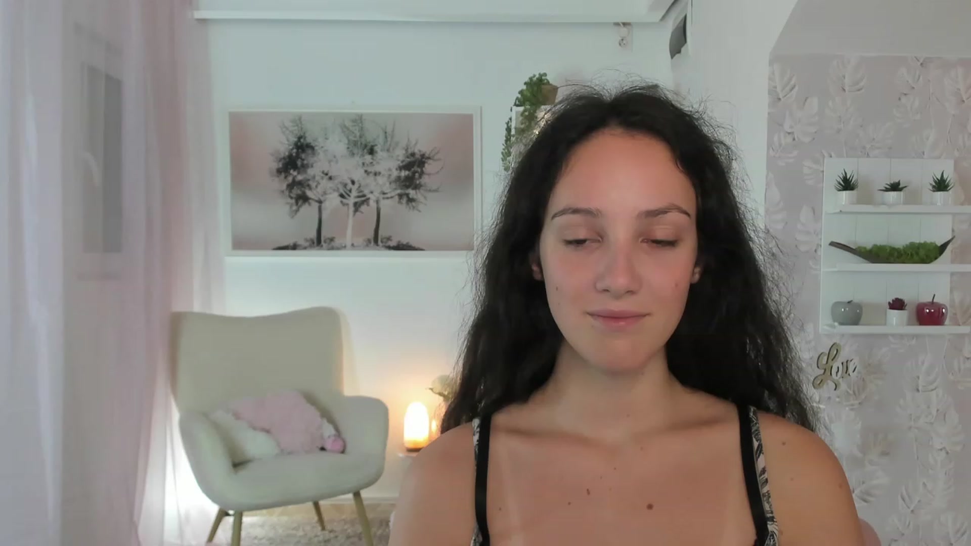 Gallery image thumbnail from Sophie_Rain18's myfreecams stream on, 07/27/2023, 14:53 image 17 of 20