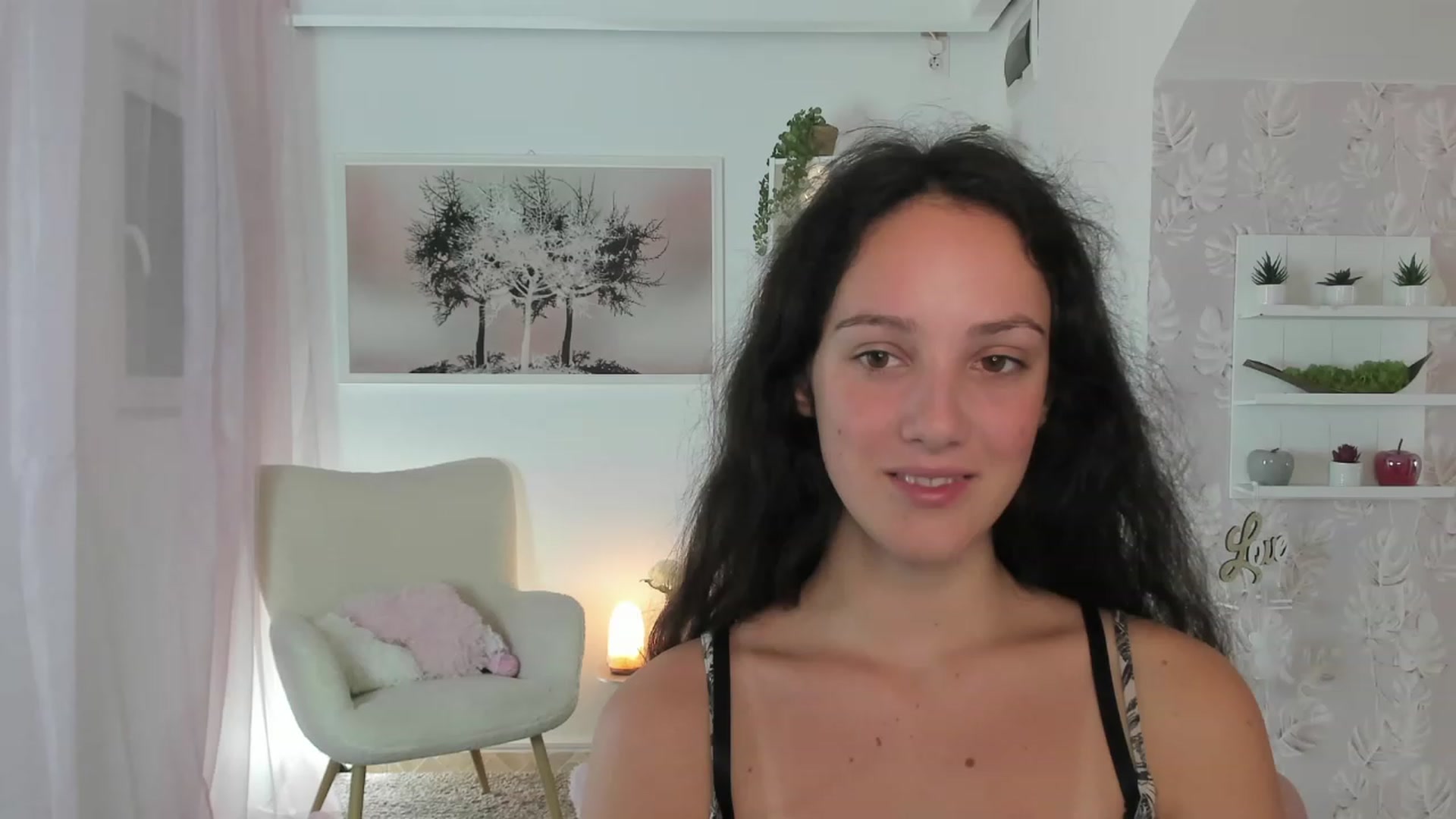 Gallery image thumbnail from Sophie_Rain18's myfreecams stream on, 07/27/2023, 14:53 image 18 of 20