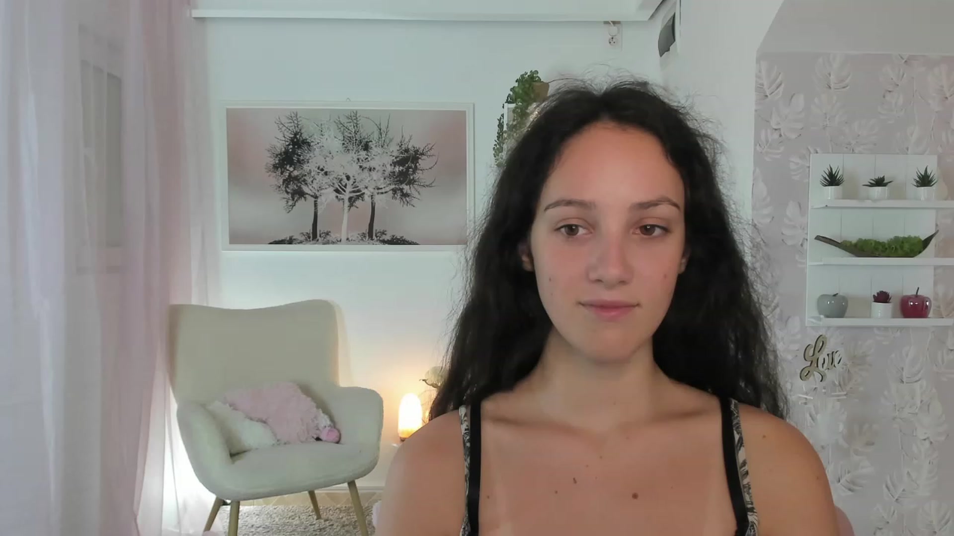 Gallery image thumbnail from Sophie_Rain18's myfreecams stream on, 07/27/2023, 14:53 image 16 of 20