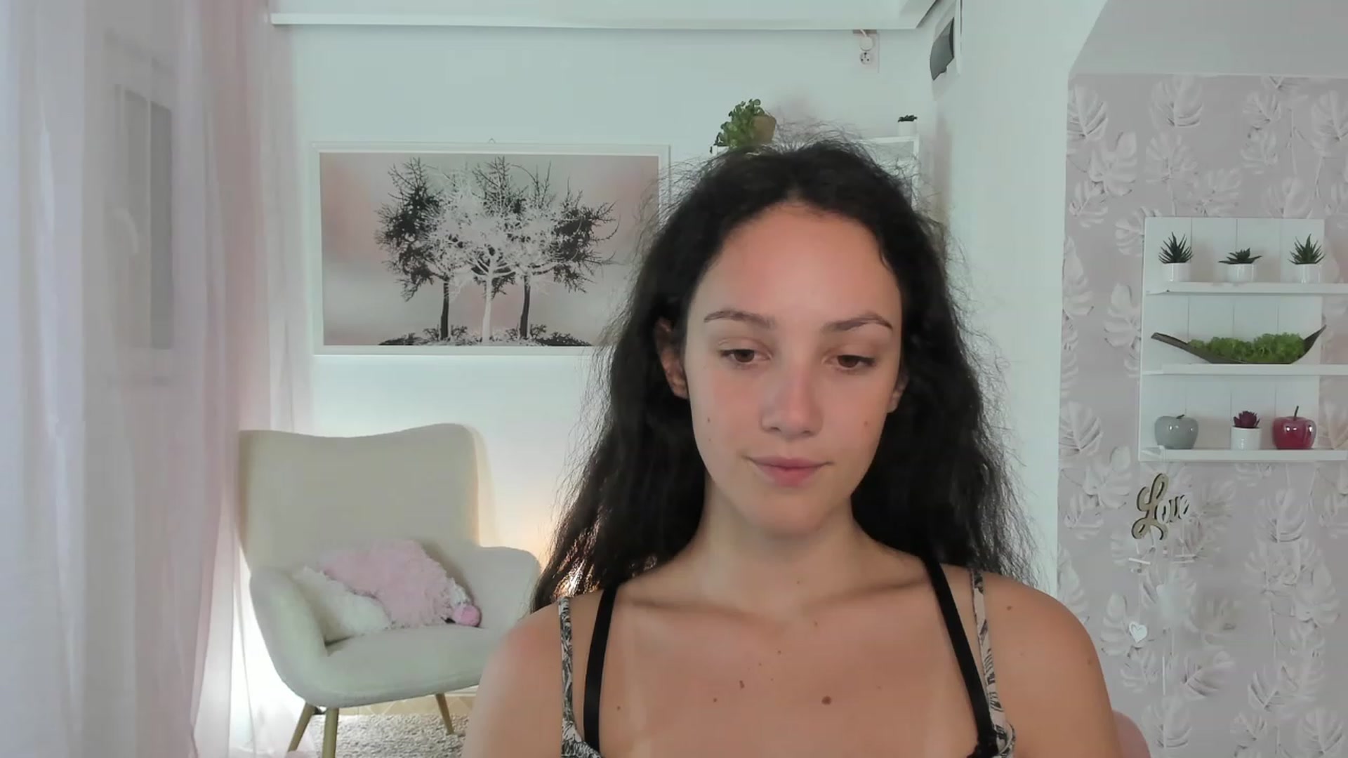 Gallery image thumbnail from Sophie_Rain18's myfreecams stream on, 07/27/2023, 14:53 image 2 of 20