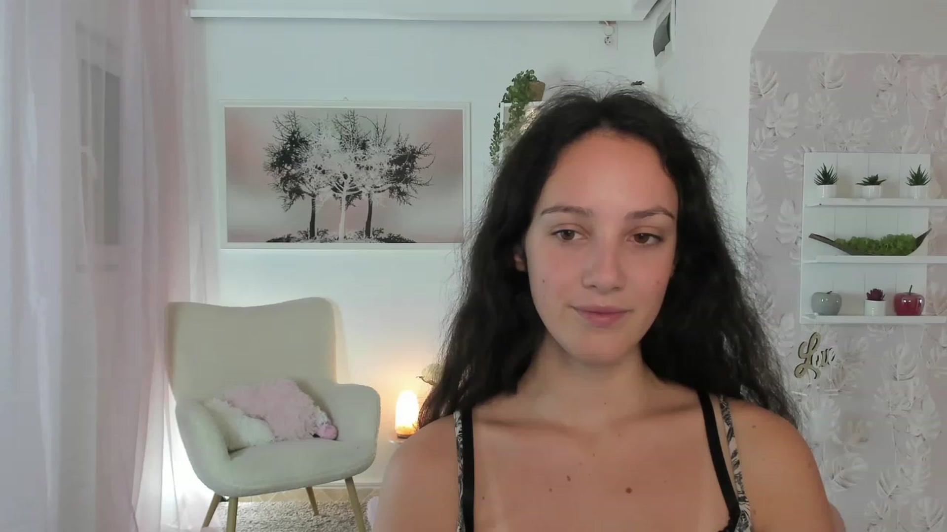 Gallery image thumbnail from Sophie_Rain18's myfreecams stream on, 07/27/2023, 14:53 image 19 of 20