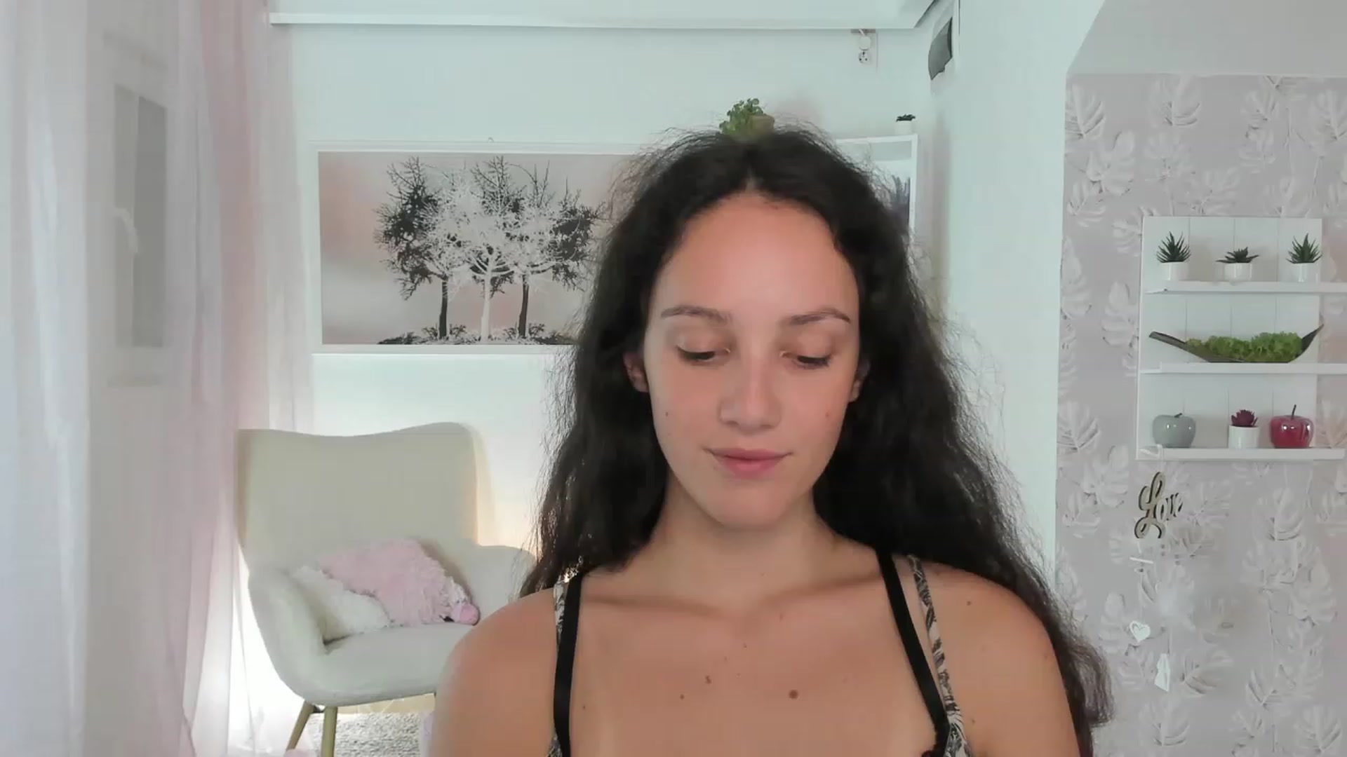 Gallery image thumbnail from Sophie_Rain18's myfreecams stream on, 07/27/2023, 15:54 image 20 of 20