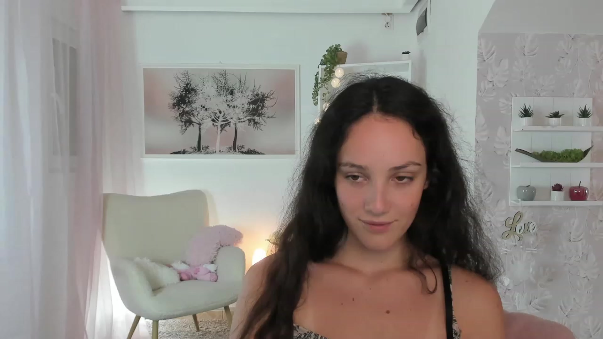 Gallery image thumbnail from Sophie_Rain18's myfreecams stream on, 07/27/2023, 17:38 image 6 of 20