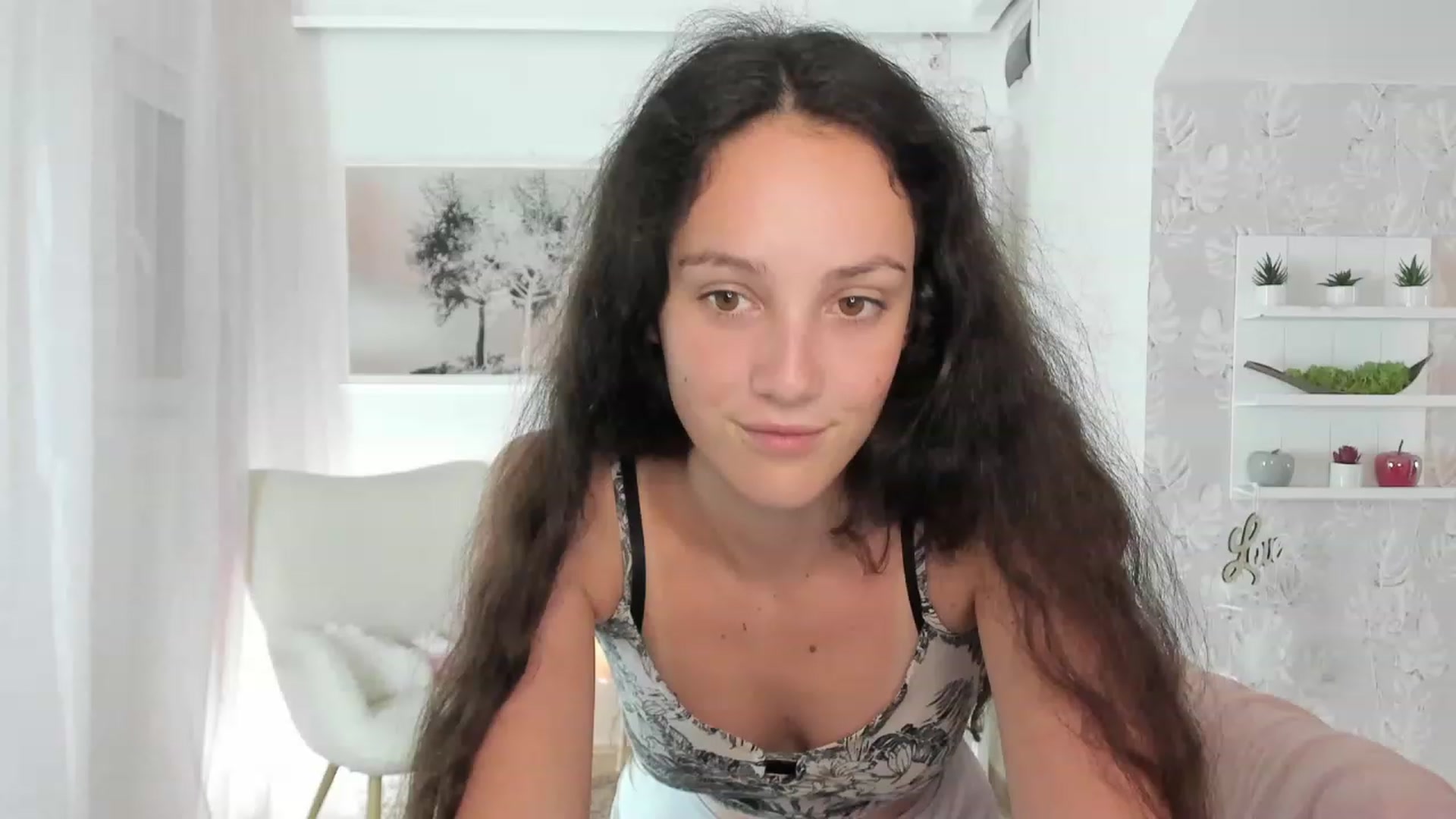Gallery image thumbnail from Sophie_Rain18's myfreecams stream on, 07/27/2023, 17:38 image 5 of 20