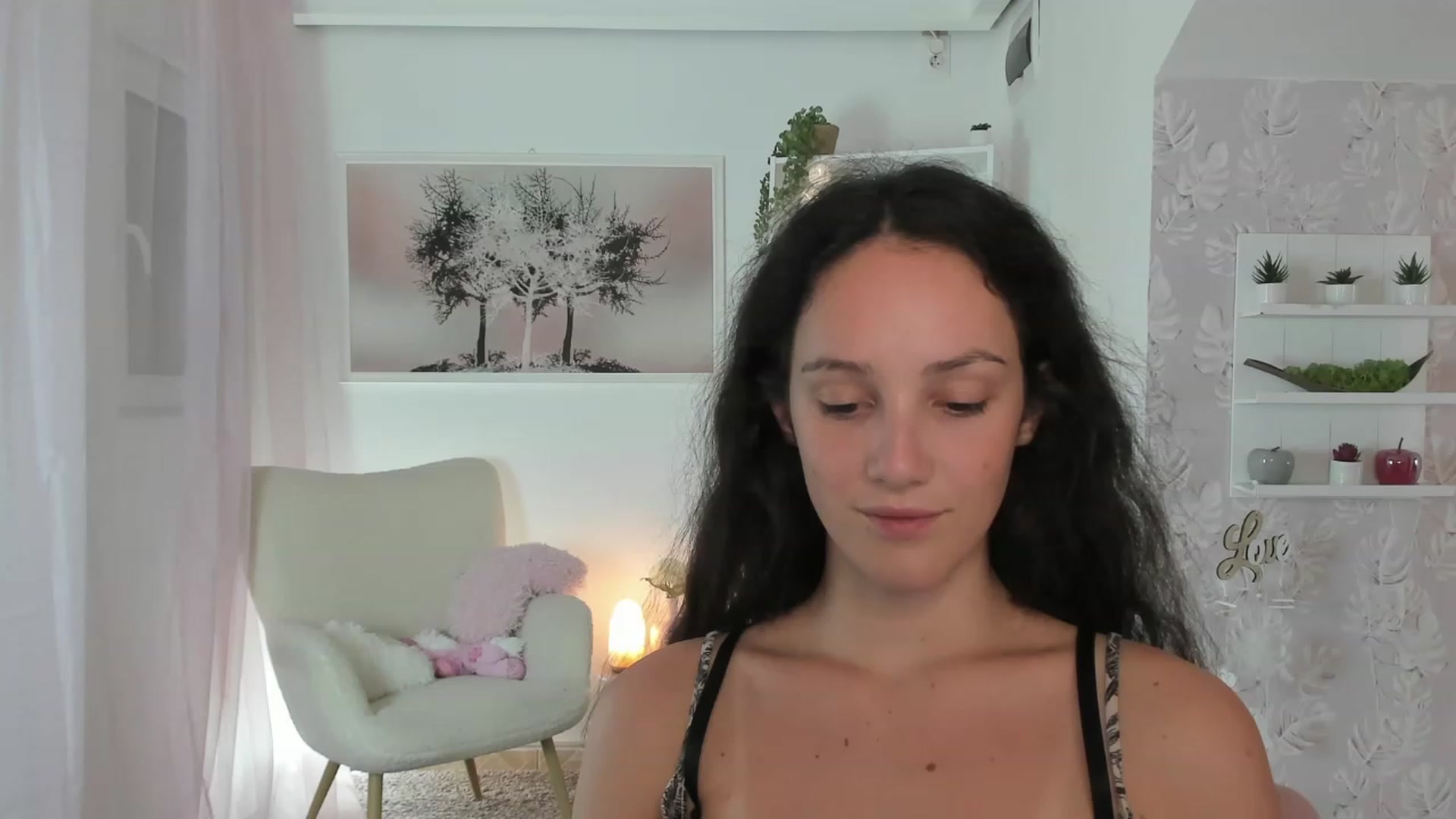 Gallery image thumbnail from Sophie_Rain18's myfreecams stream on, 07/27/2023, 17:38 image 9 of 20