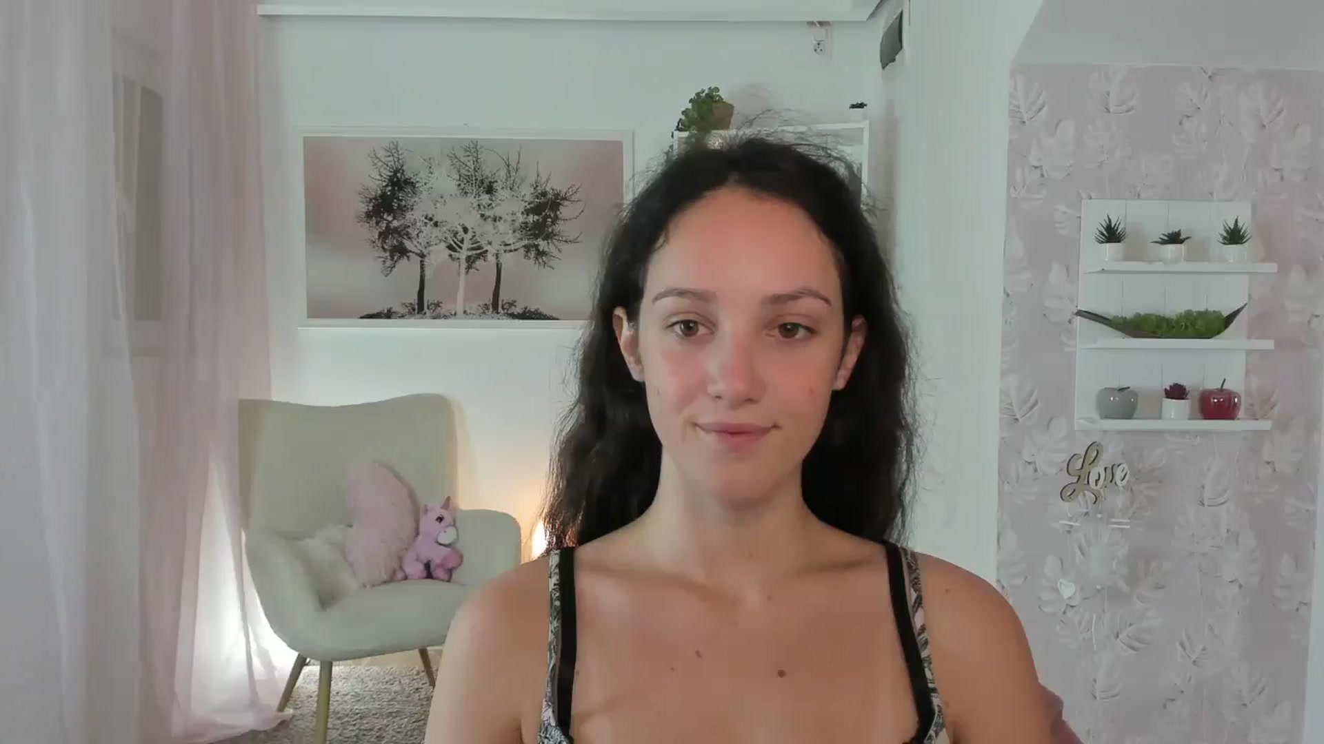 Gallery image thumbnail from Sophie_Rain18's myfreecams stream on, 07/31/2023, 16:27 image 17 of 20