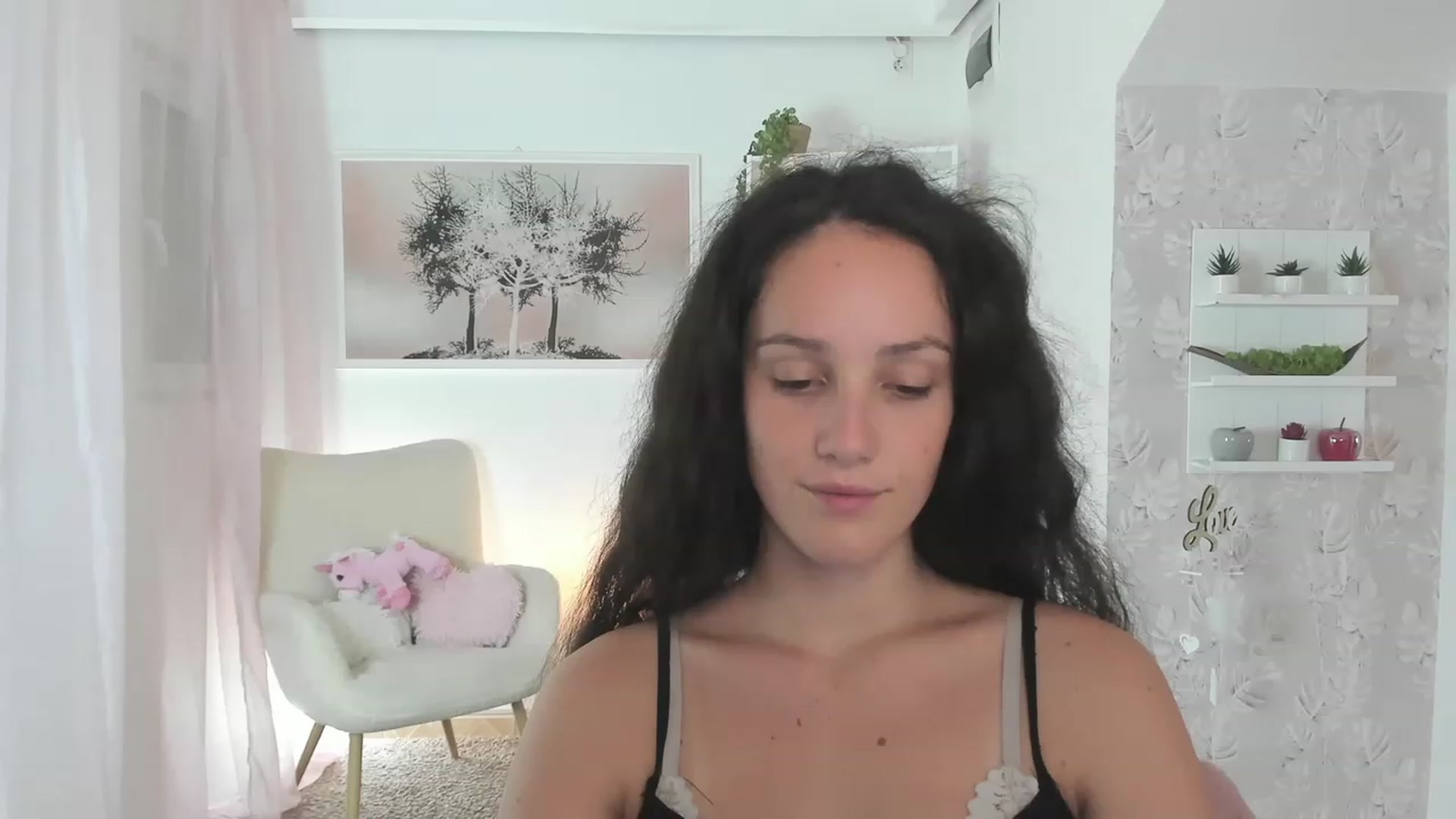 Gallery image thumbnail from Sophie_Rain18's myfreecams stream on, 08/07/2023, 17:48 image 7 of 20