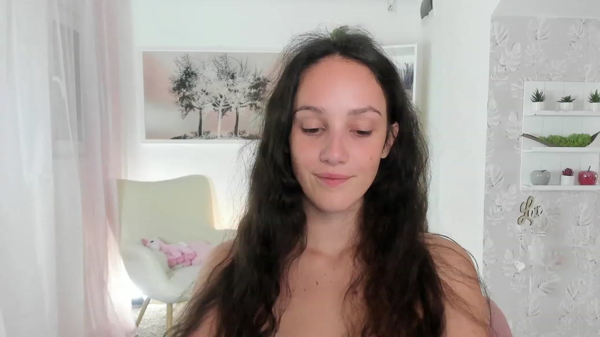 Gallery image thumbnail from Sophie_Rain18's myfreecams stream on, 08/10/2023, 14:44 image 11 of 20
