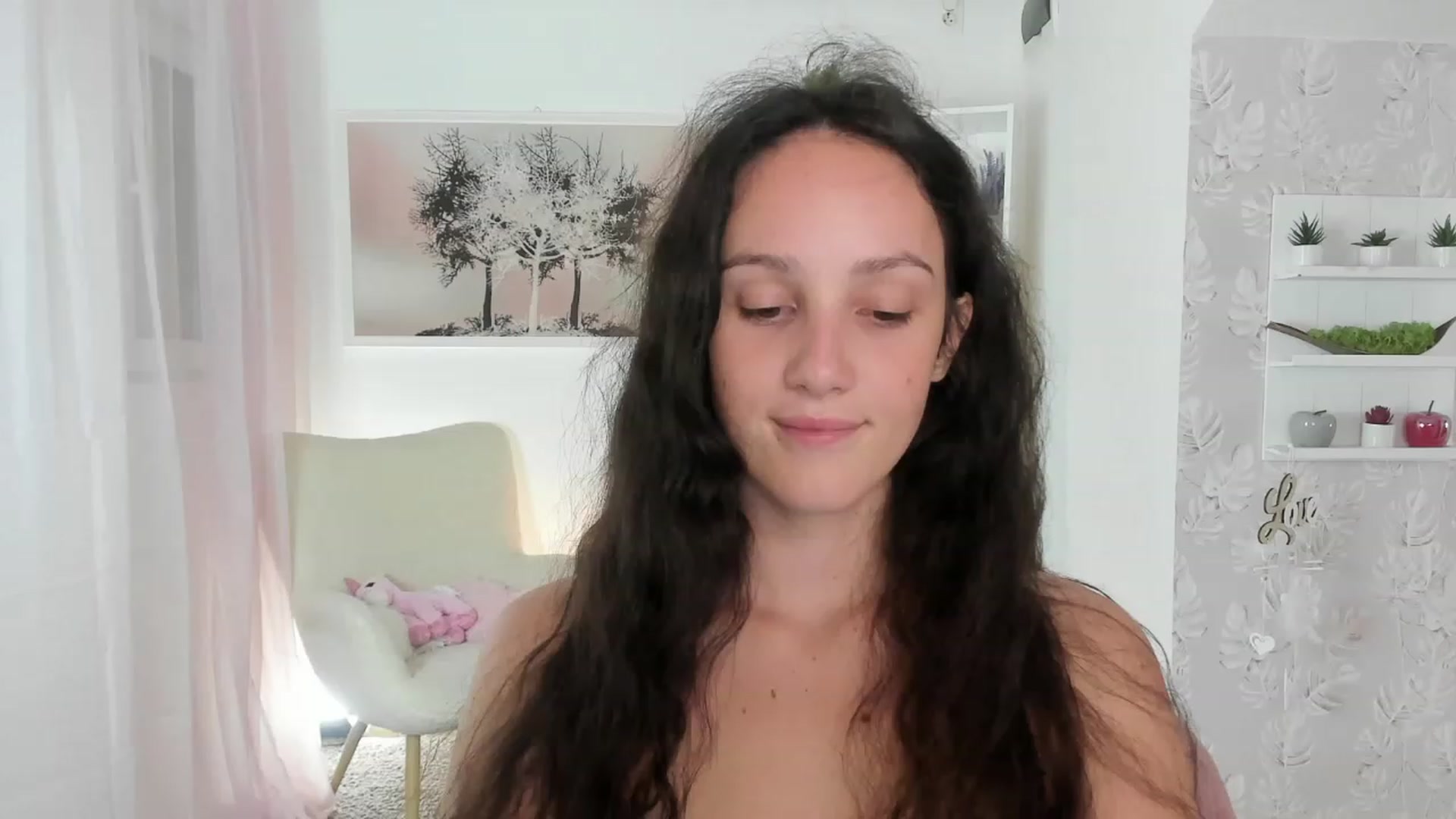 Gallery image thumbnail from Sophie_Rain18's myfreecams stream on, 08/10/2023, 14:44 image 12 of 20