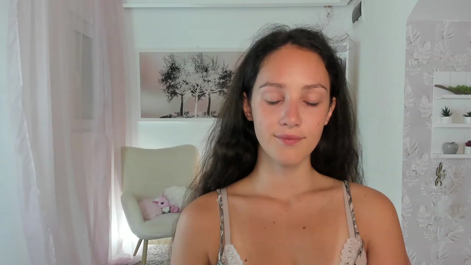 Gallery image thumbnail from Sophie_Rain18's myfreecams stream on, 08/30/2023, 14:32 image 2 of 20