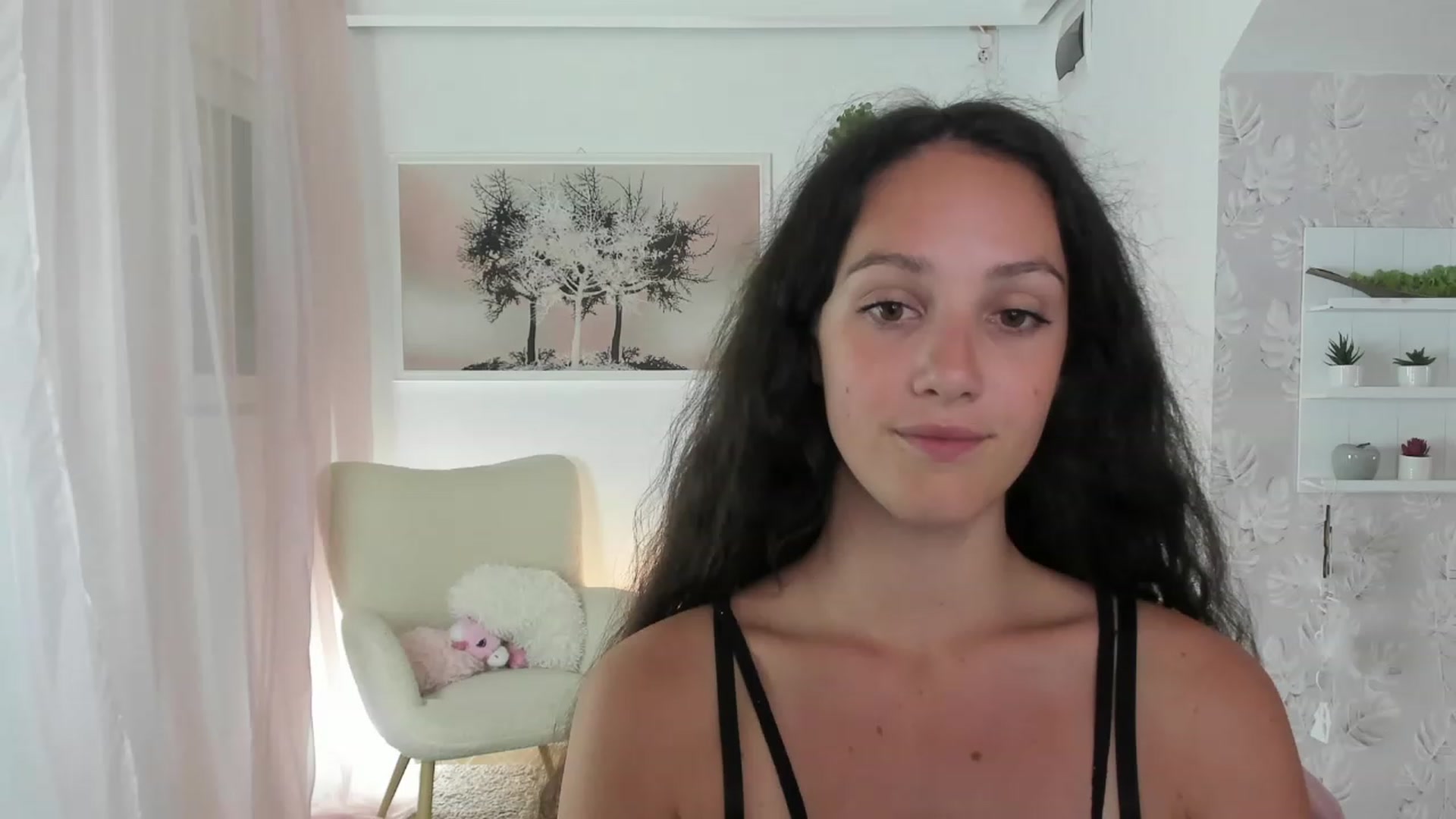 Gallery image thumbnail from Sophie_Rain18's myfreecams stream on, 08/31/2023, 17:52 image 12 of 20