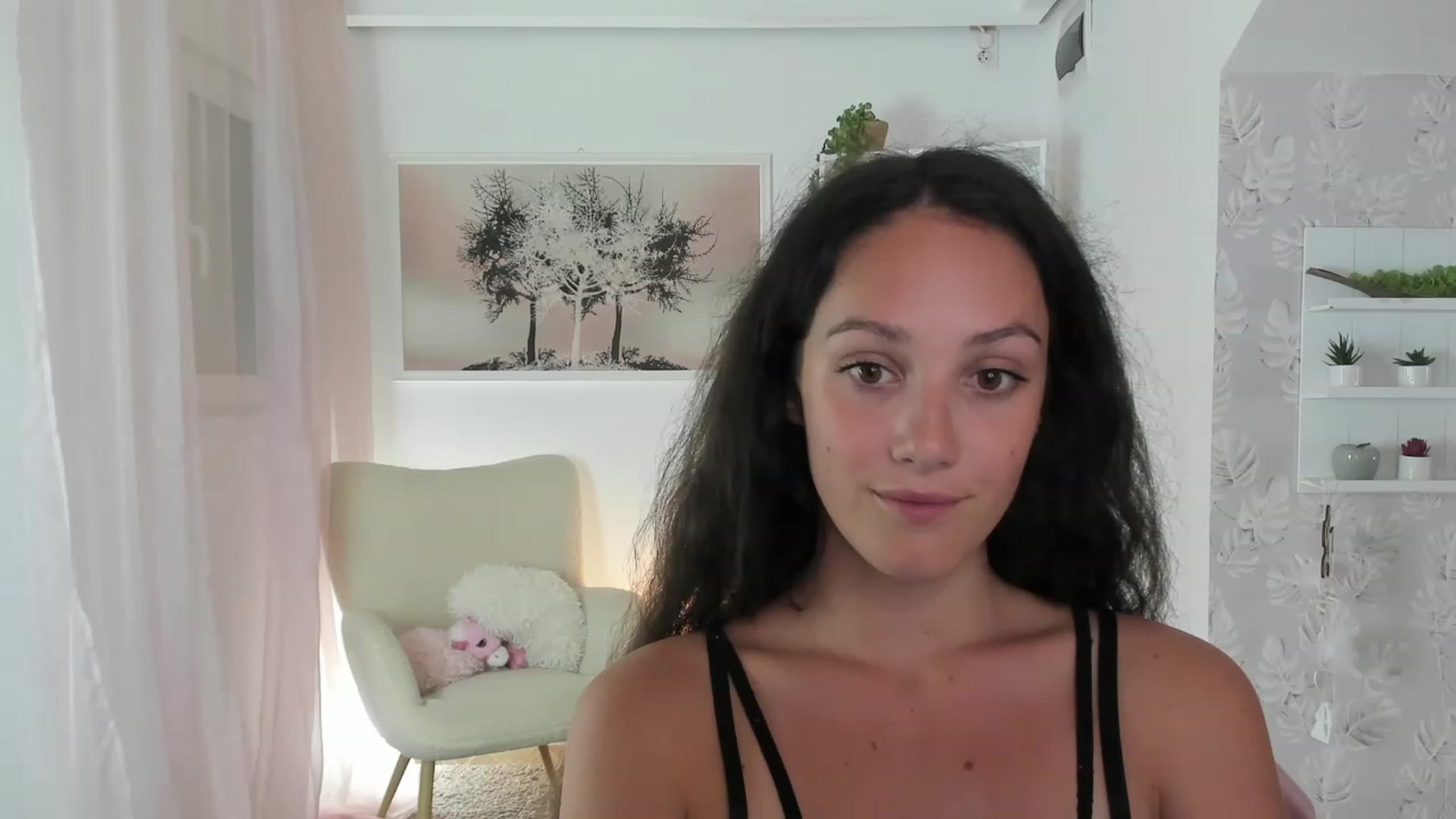 Gallery image thumbnail from Sophie_Rain18's myfreecams stream on, 08/31/2023, 17:52 image 10 of 20