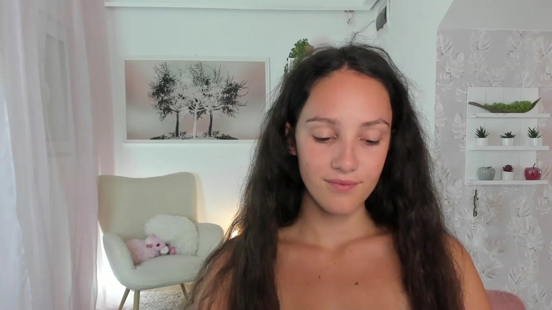 Gallery image thumbnail from Sophie_Rain18's myfreecams stream on, 09/01/2023, 14:41 image 16 of 20