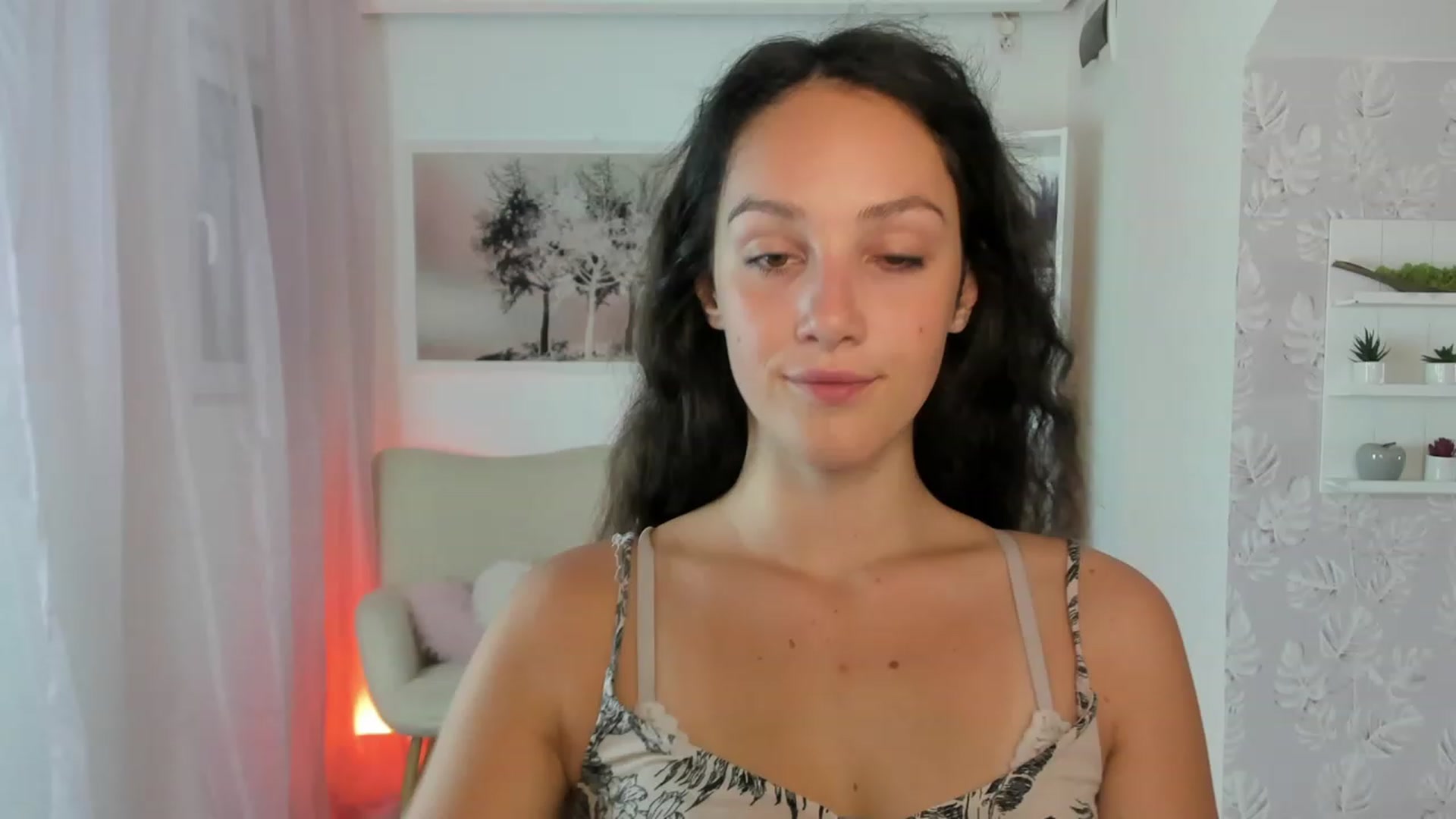 Gallery image thumbnail from Sophie_Rain18's myfreecams stream on, 09/06/2023, 14:04 image 5 of 20