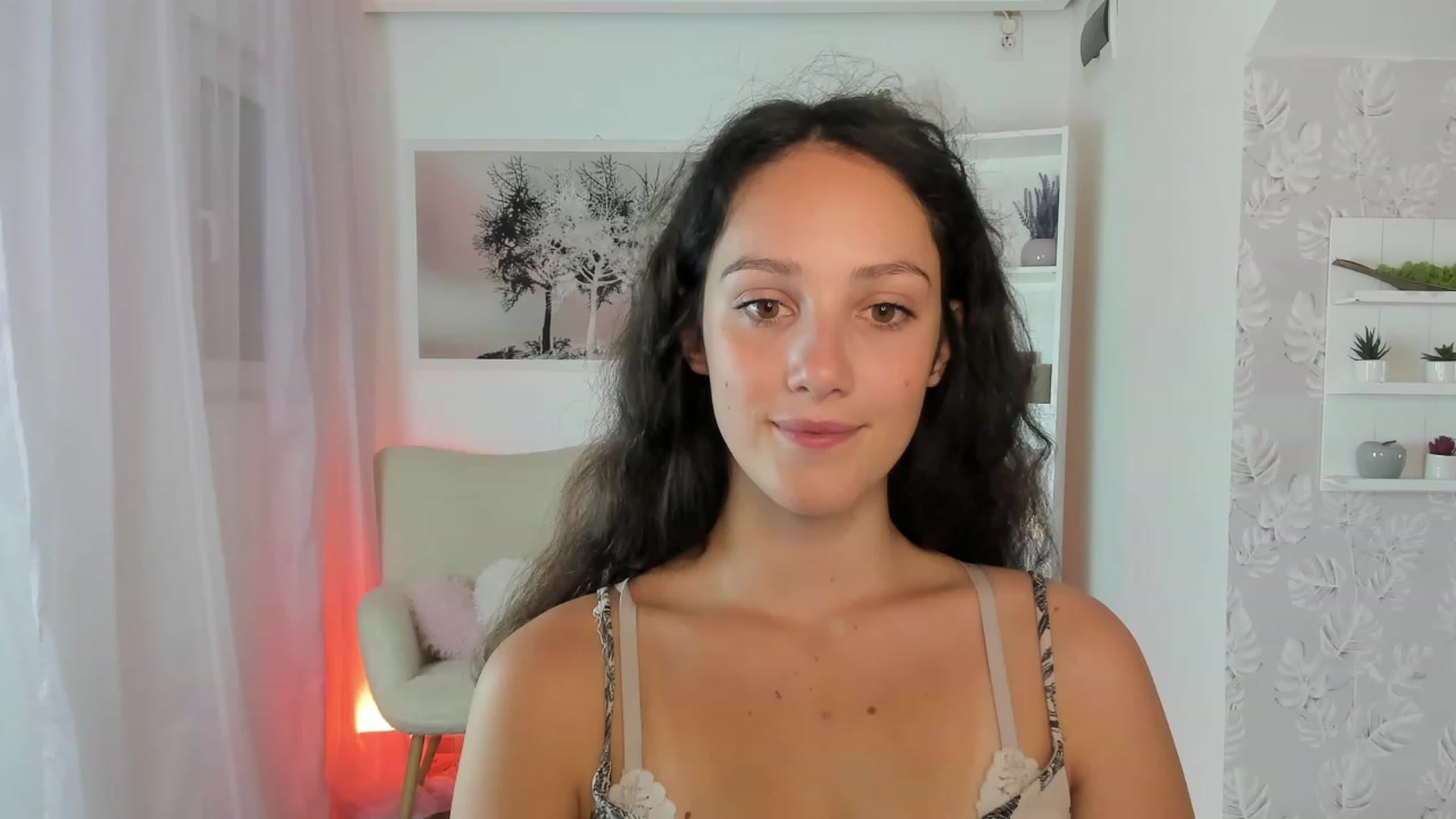 Gallery image thumbnail from Sophie_Rain18's myfreecams stream on, 09/06/2023, 14:04 image 13 of 20