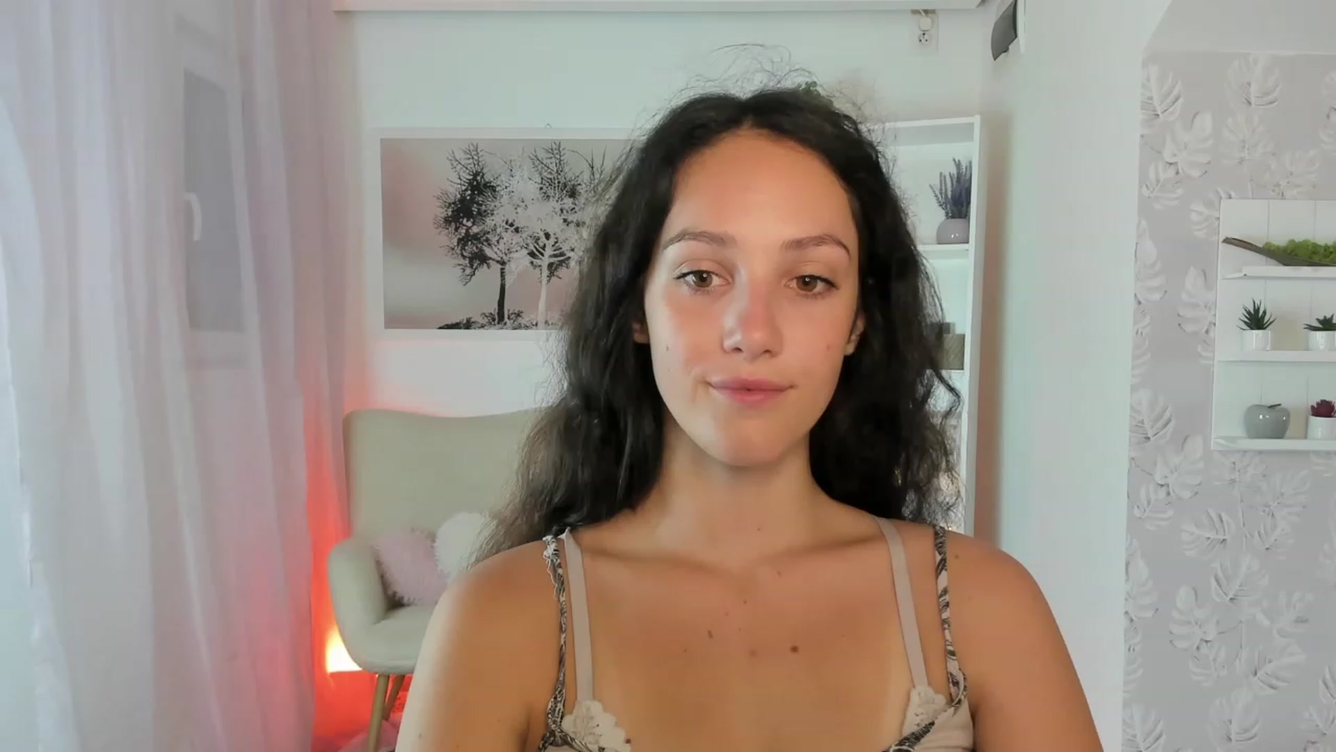 Gallery image thumbnail from Sophie_Rain18's myfreecams stream on, 09/06/2023, 14:04 image 16 of 20