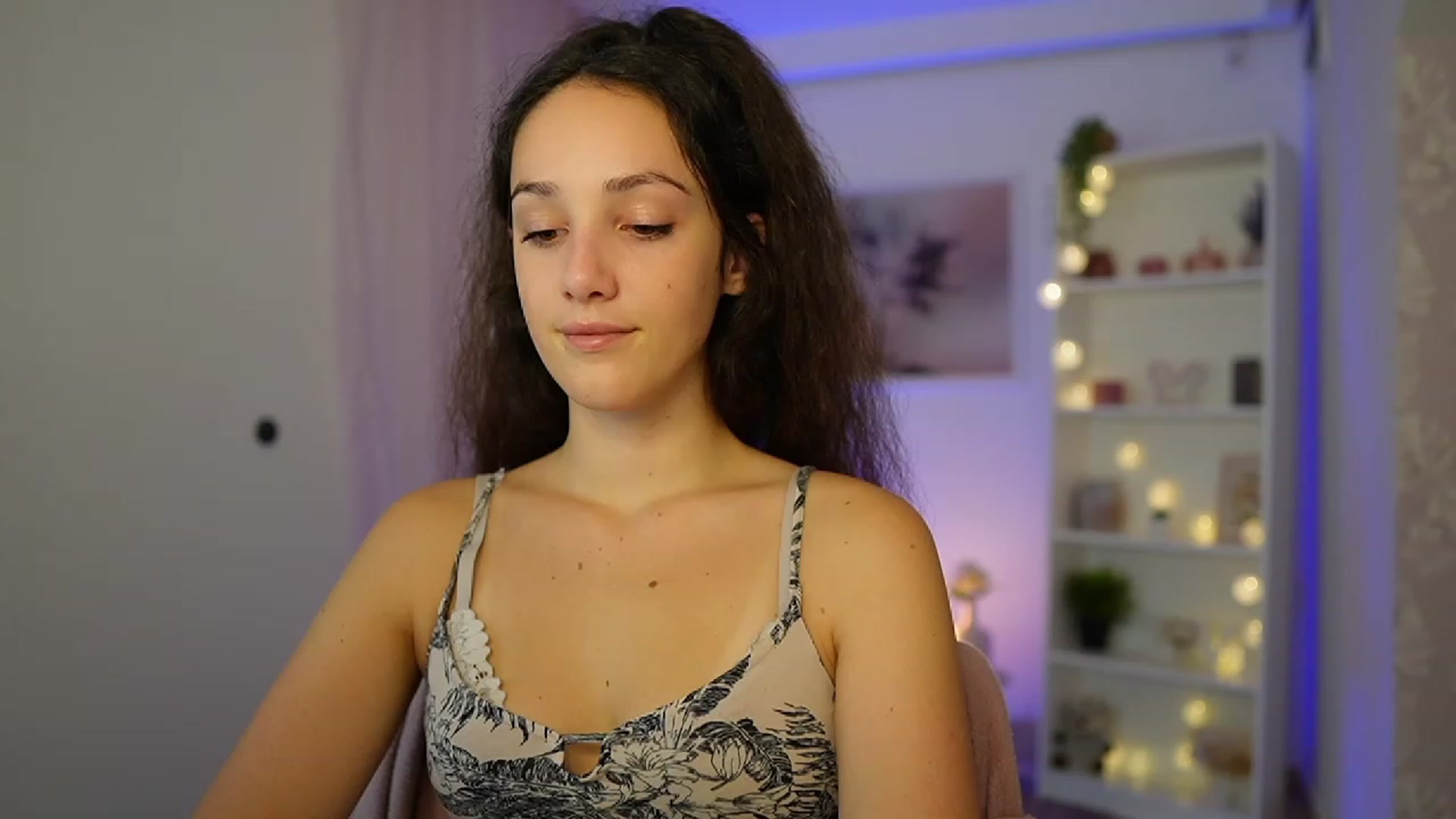 Gallery image thumbnail from Sophie_Rain18's myfreecams stream on, 10/10/2023, 14:26 image 3 of 20