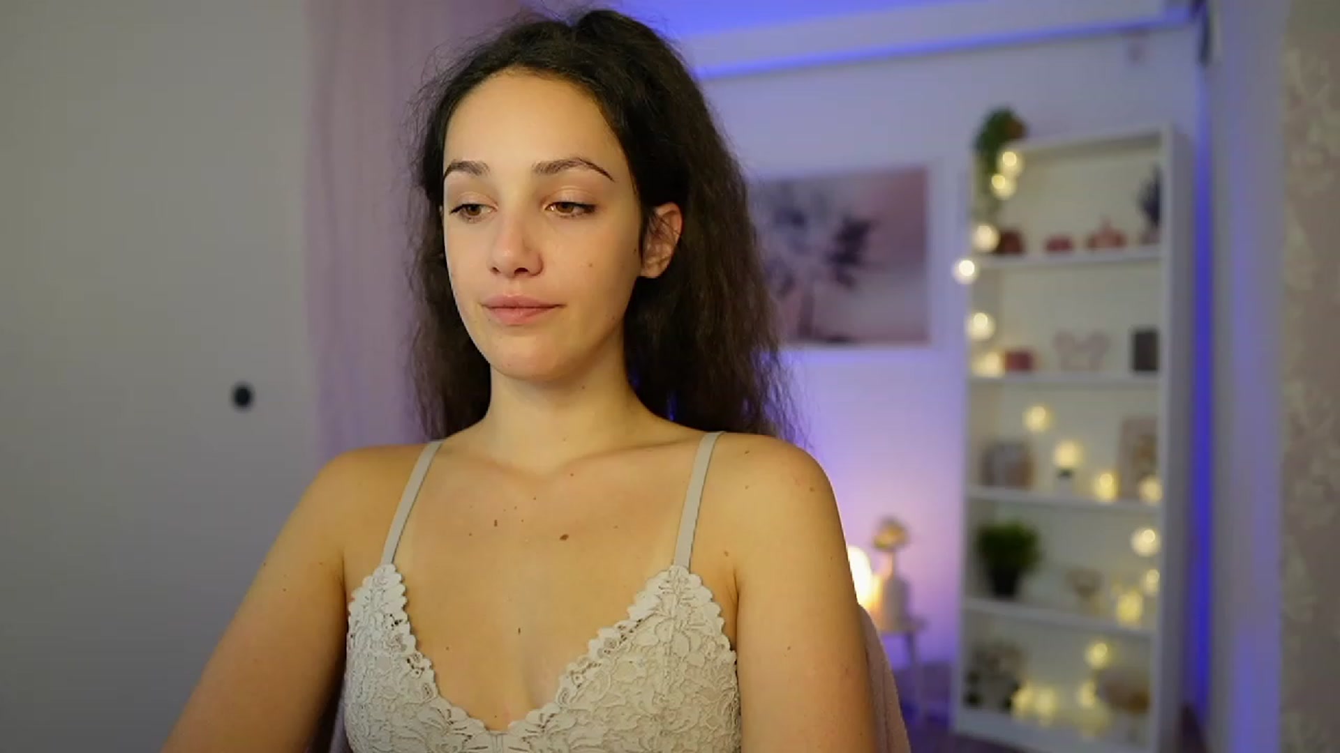 Gallery image thumbnail from Sophie_Rain18's myfreecams stream on, 10/10/2023, 15:12 image 11 of 20