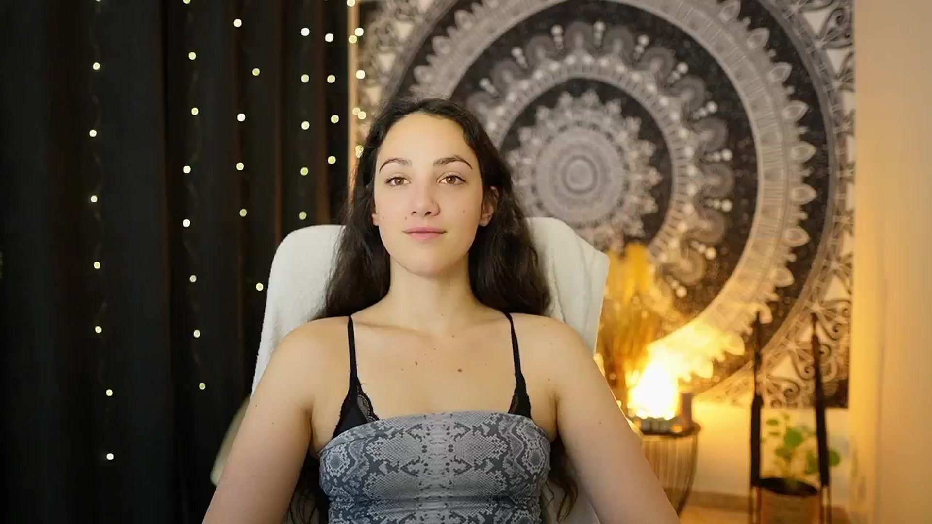 Gallery image thumbnail from Sophie_Rain18's myfreecams stream on, 05/02/2024, 08:44 image 7 of 20