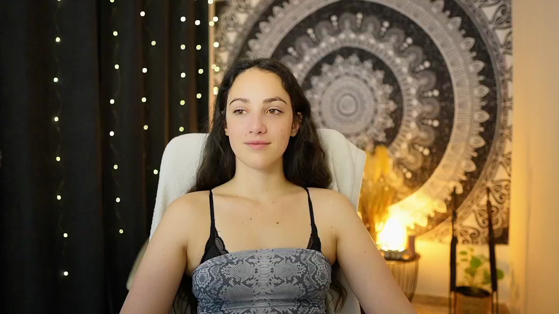 Gallery image thumbnail from Sophie_Rain18's myfreecams stream on, 05/02/2024, 08:44 image 8 of 20