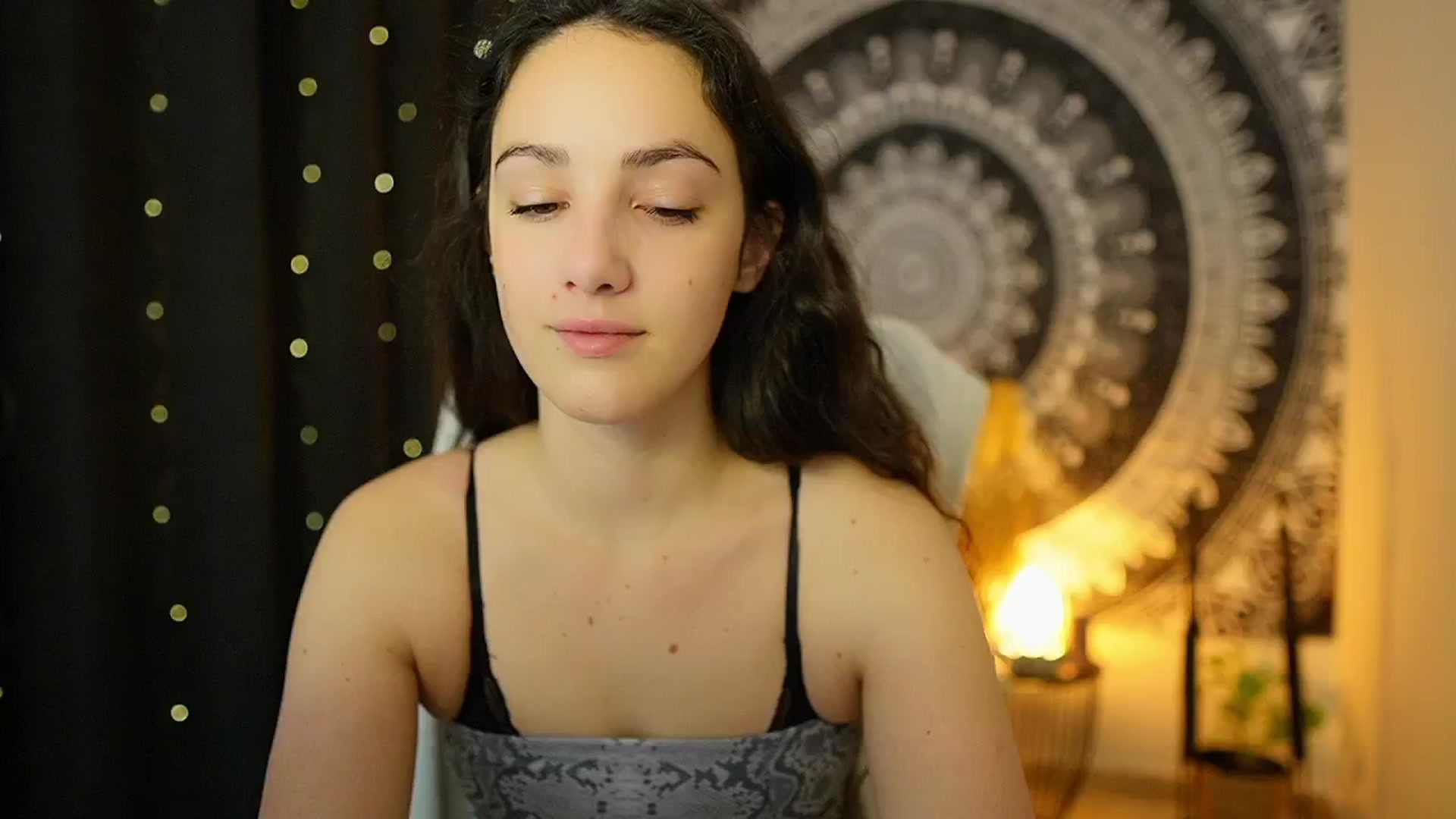 Gallery image thumbnail from Sophie_Rain18's myfreecams stream on, 05/02/2024, 08:44 image 2 of 20