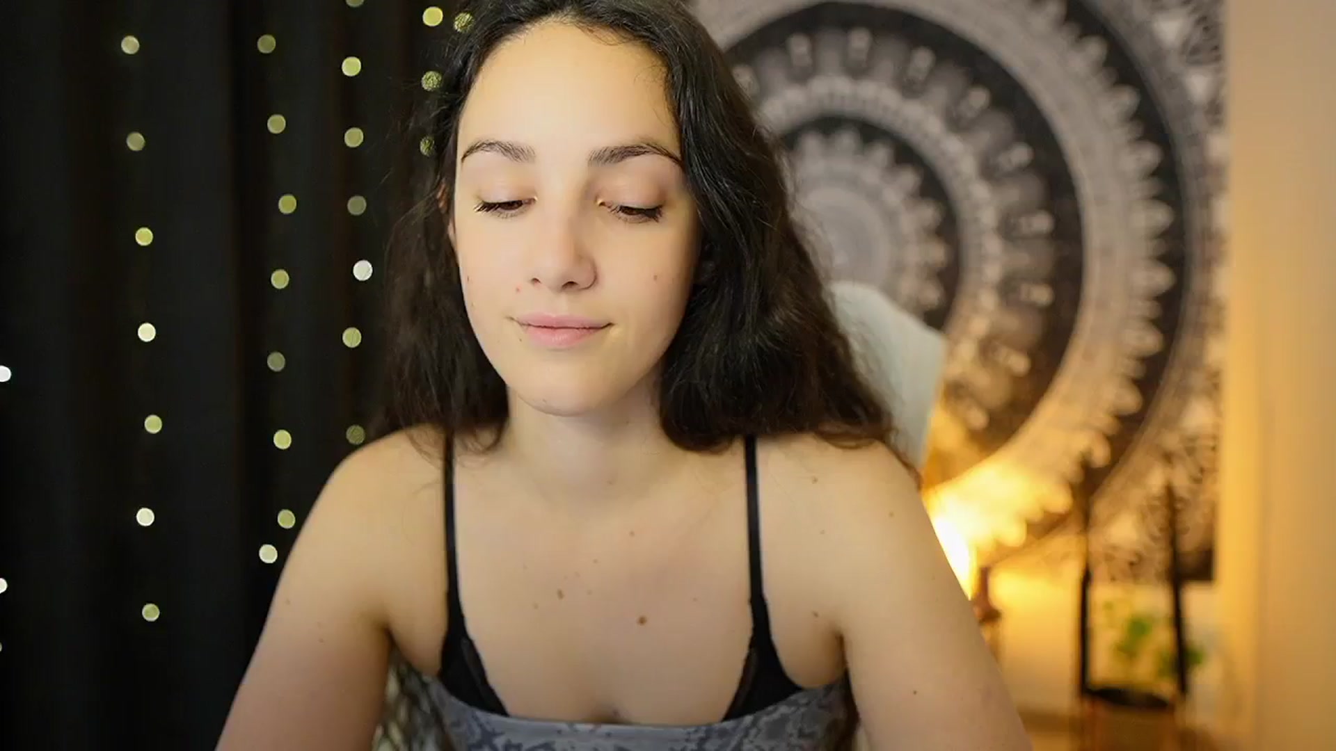 Gallery image thumbnail from Sophie_Rain18's myfreecams stream on, 05/02/2024, 09:47 image 19 of 20