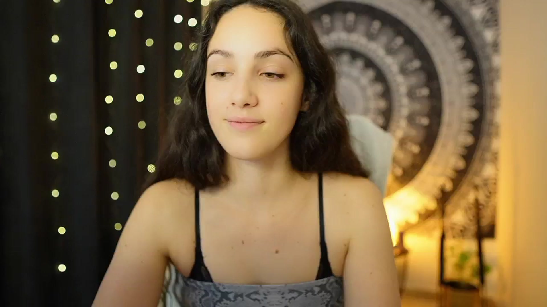 Gallery image thumbnail from Sophie_Rain18's myfreecams stream on, 05/02/2024, 12:14 image 7 of 20