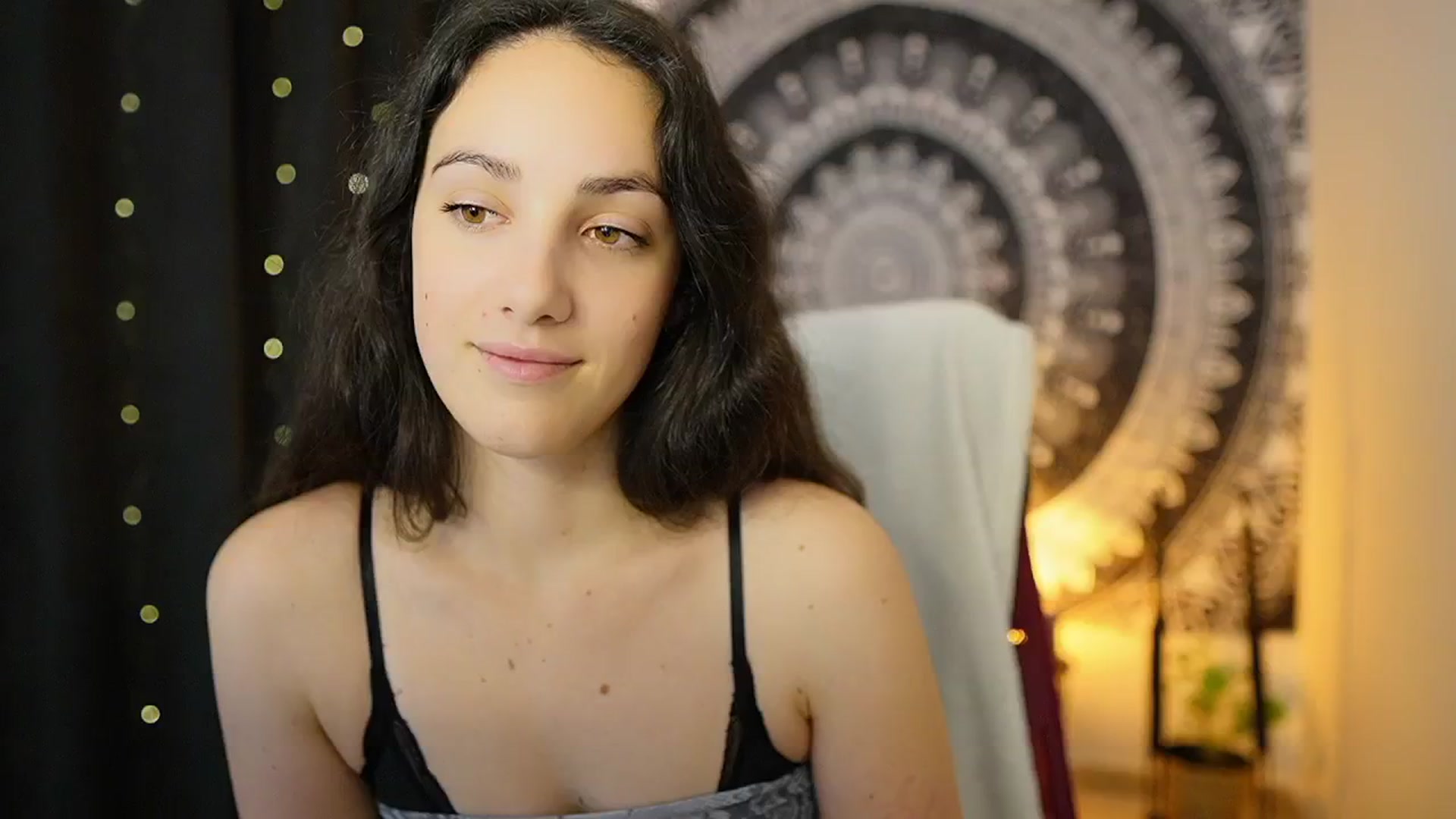 Gallery image thumbnail from Sophie_Rain18's myfreecams stream on, 05/02/2024, 12:35 image 10 of 20