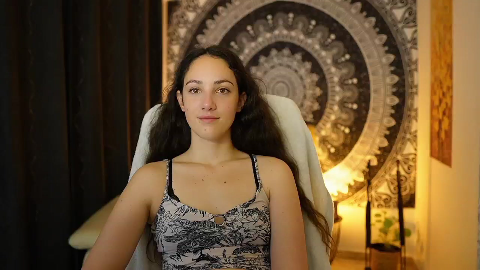 Gallery image thumbnail from Sophie_Rain18's myfreecams stream on, 05/07/2024, 09:17 image 8 of 20