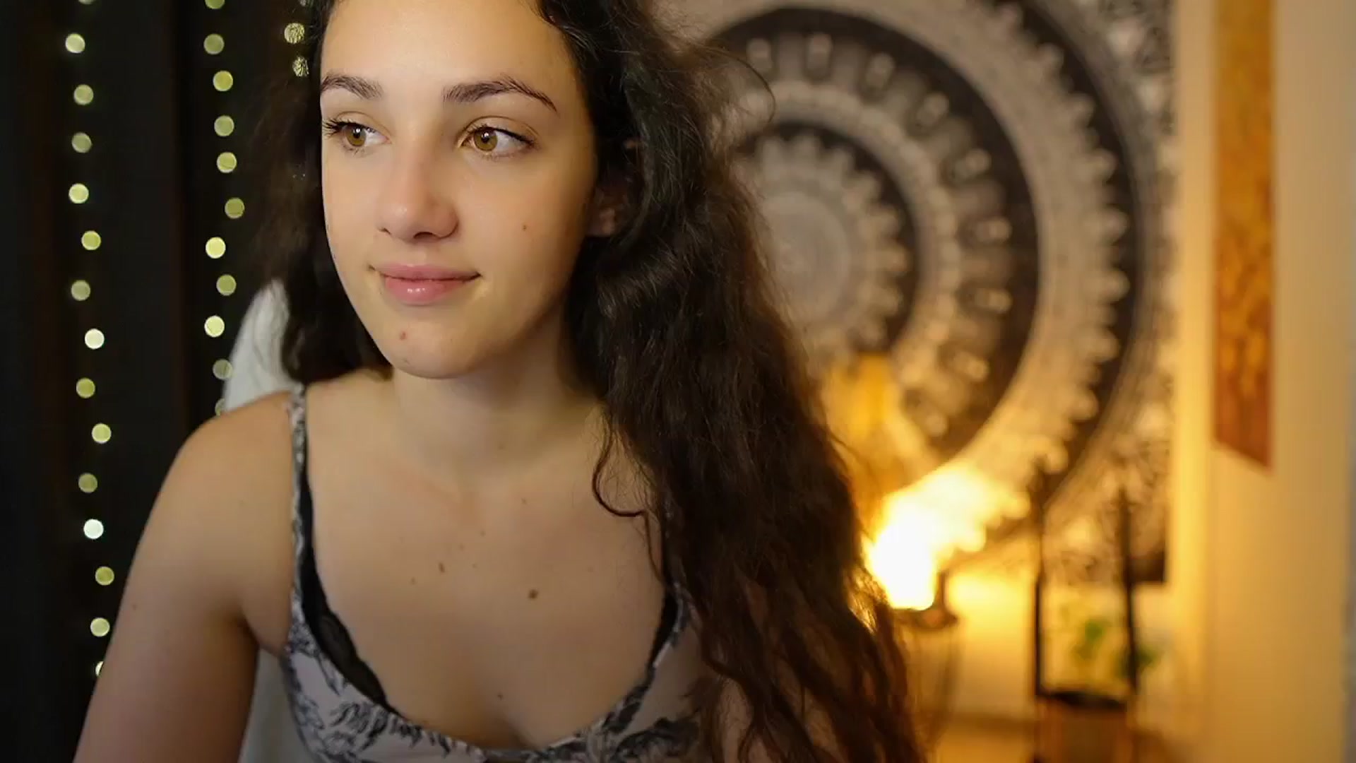 Gallery image thumbnail from Sophie_Rain18's myfreecams stream on, 05/07/2024, 09:55 image 5 of 20