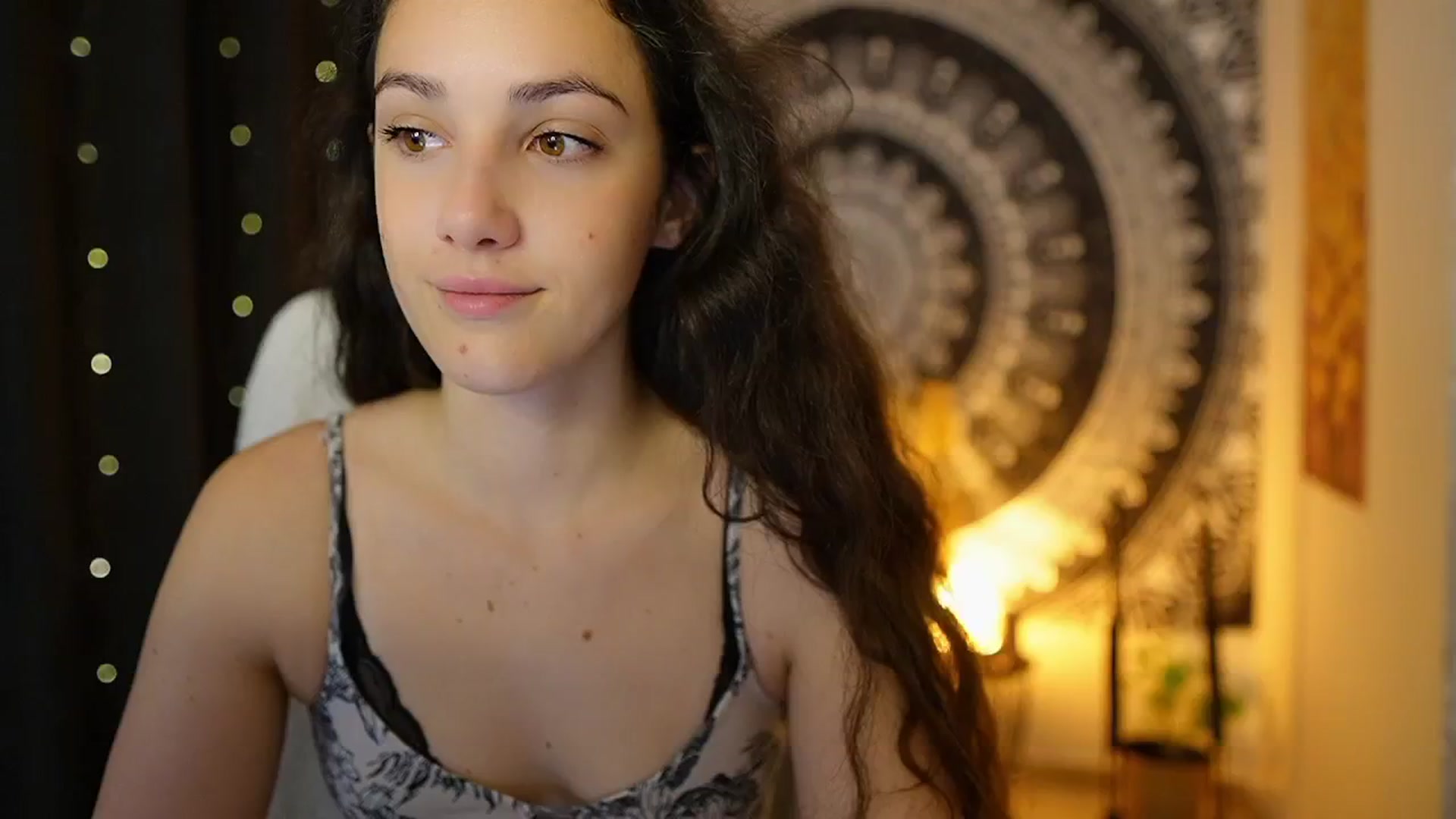 Gallery image thumbnail from Sophie_Rain18's myfreecams stream on, 05/07/2024, 09:55 image 2 of 20