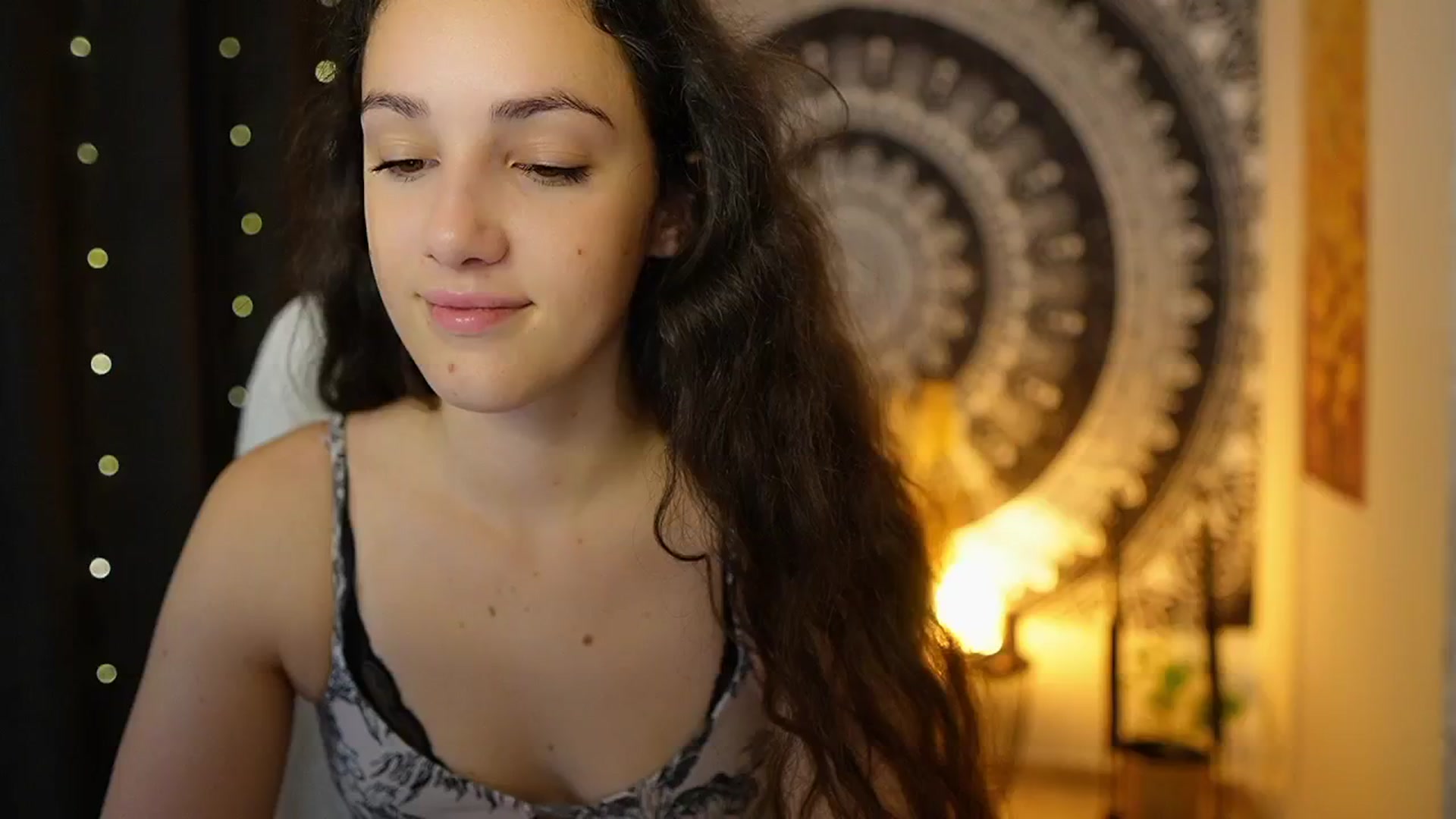 Gallery image thumbnail from Sophie_Rain18's myfreecams stream on, 05/07/2024, 09:55 image 7 of 20