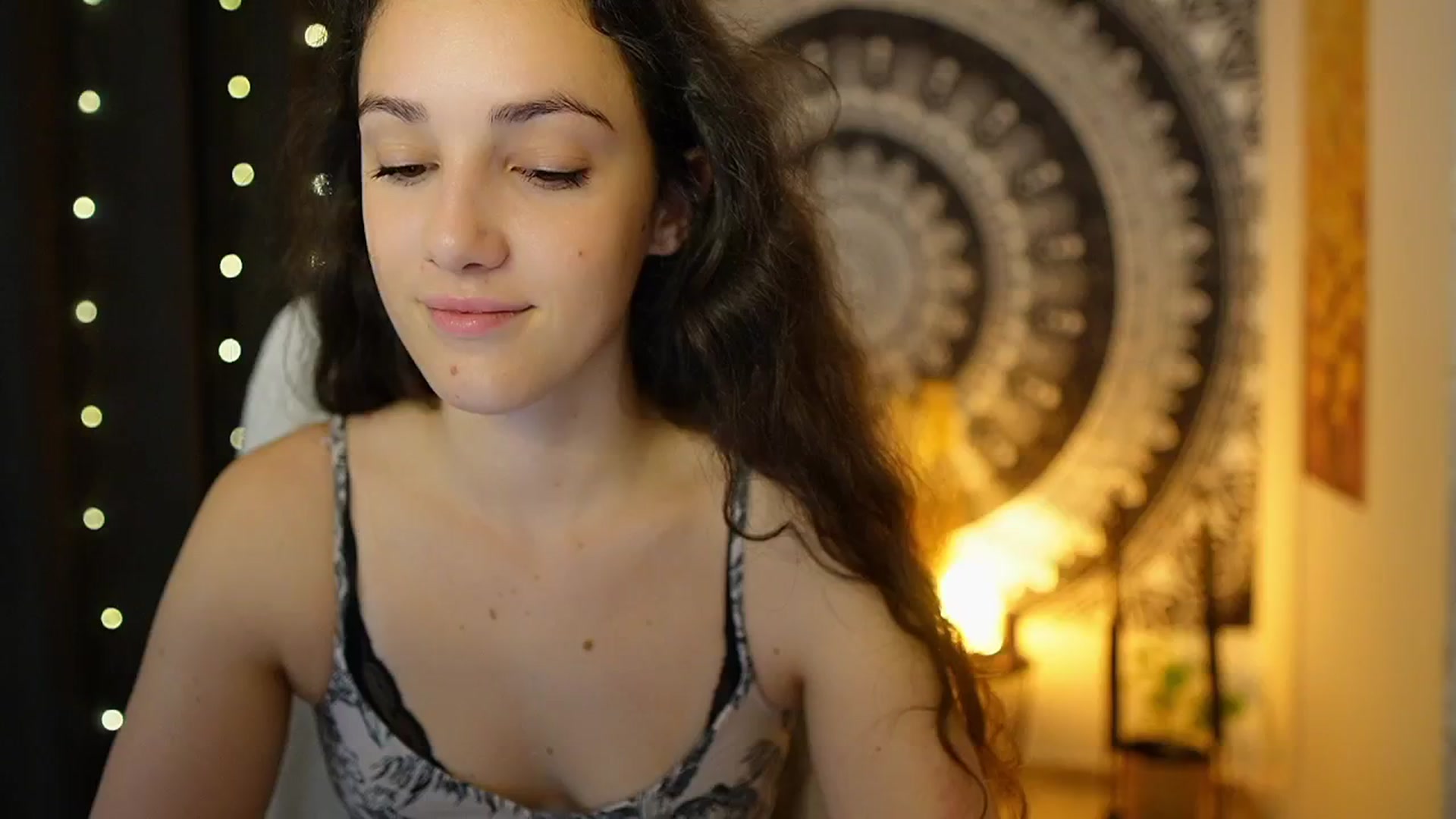 Gallery image thumbnail from Sophie_Rain18's myfreecams stream on, 05/07/2024, 09:55 image 15 of 20