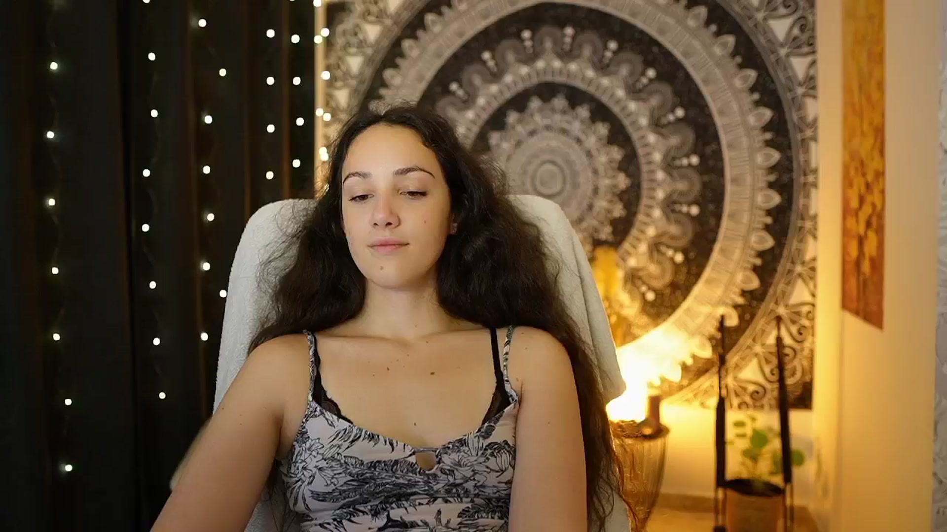 Gallery image thumbnail from Sophie_Rain18's myfreecams stream on, 05/07/2024, 10:37 image 5 of 20