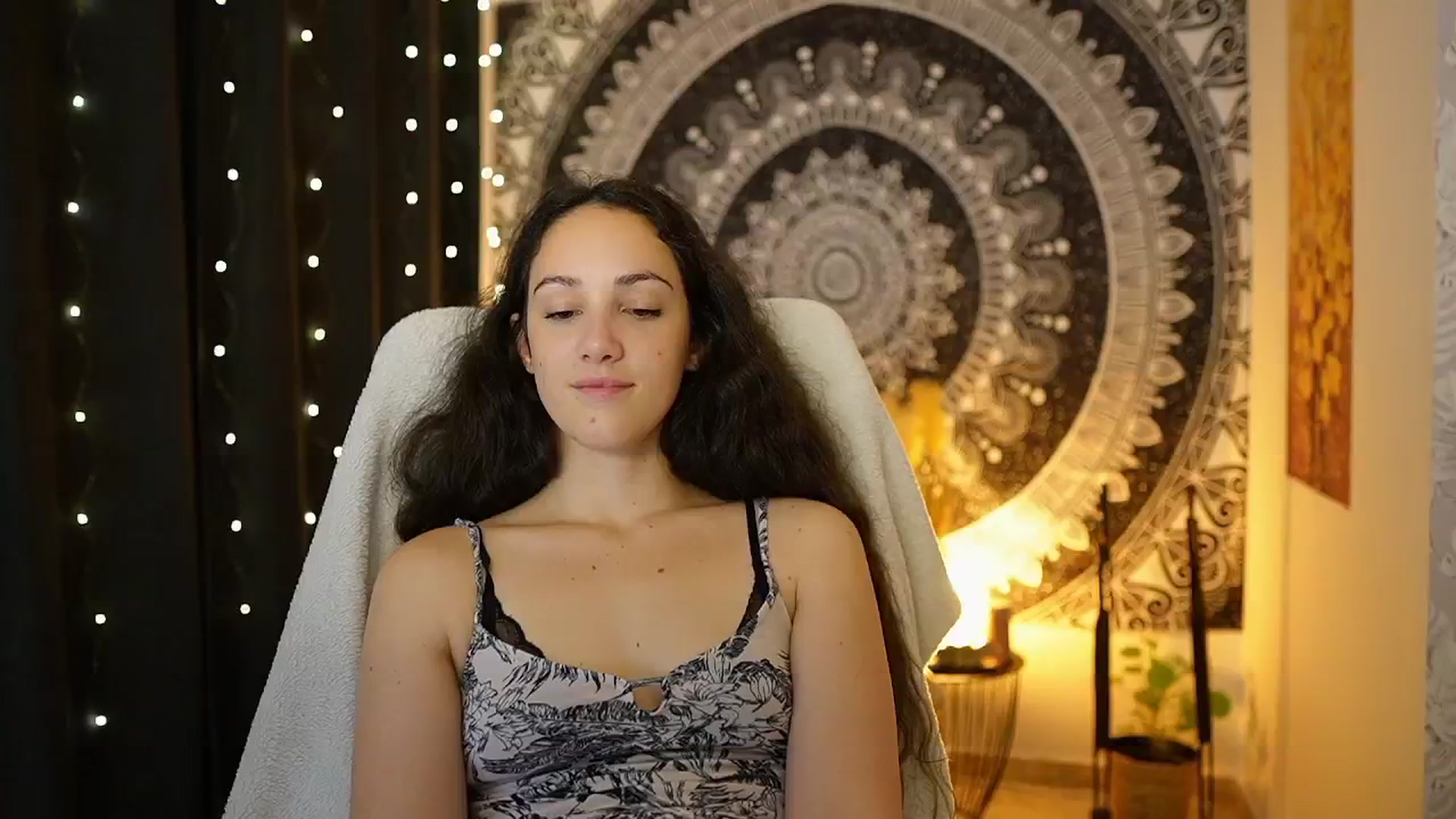 Gallery image thumbnail from Sophie_Rain18's myfreecams stream on, 05/07/2024, 11:56 image 1 of 20