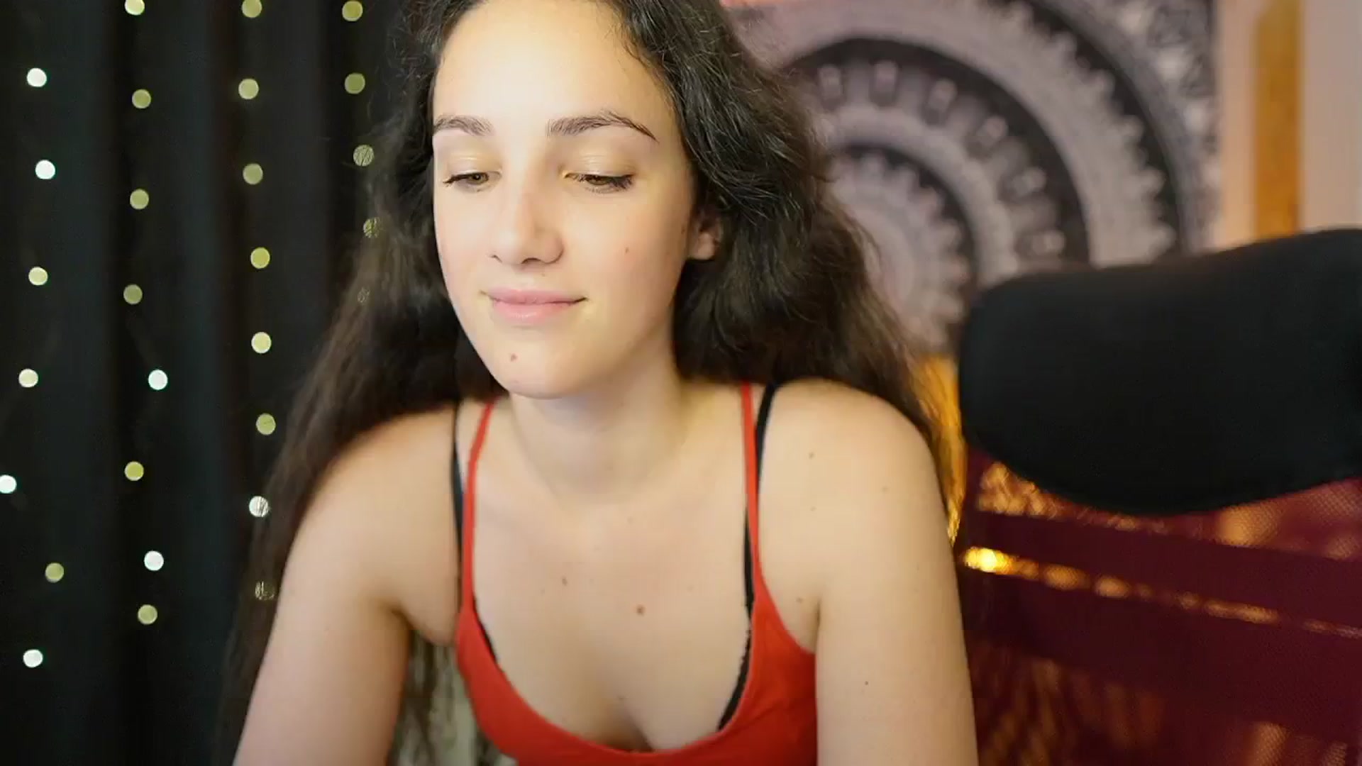 Gallery image thumbnail from Sophie_Rain18's myfreecams stream on, 05/08/2024, 12:42 image 5 of 20