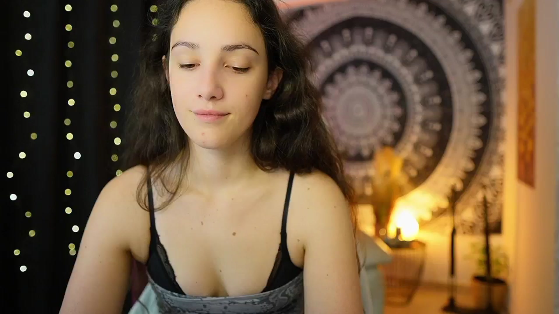 Gallery image thumbnail from Sophie_Rain18's myfreecams stream on, 05/09/2024, 09:26 image 17 of 20