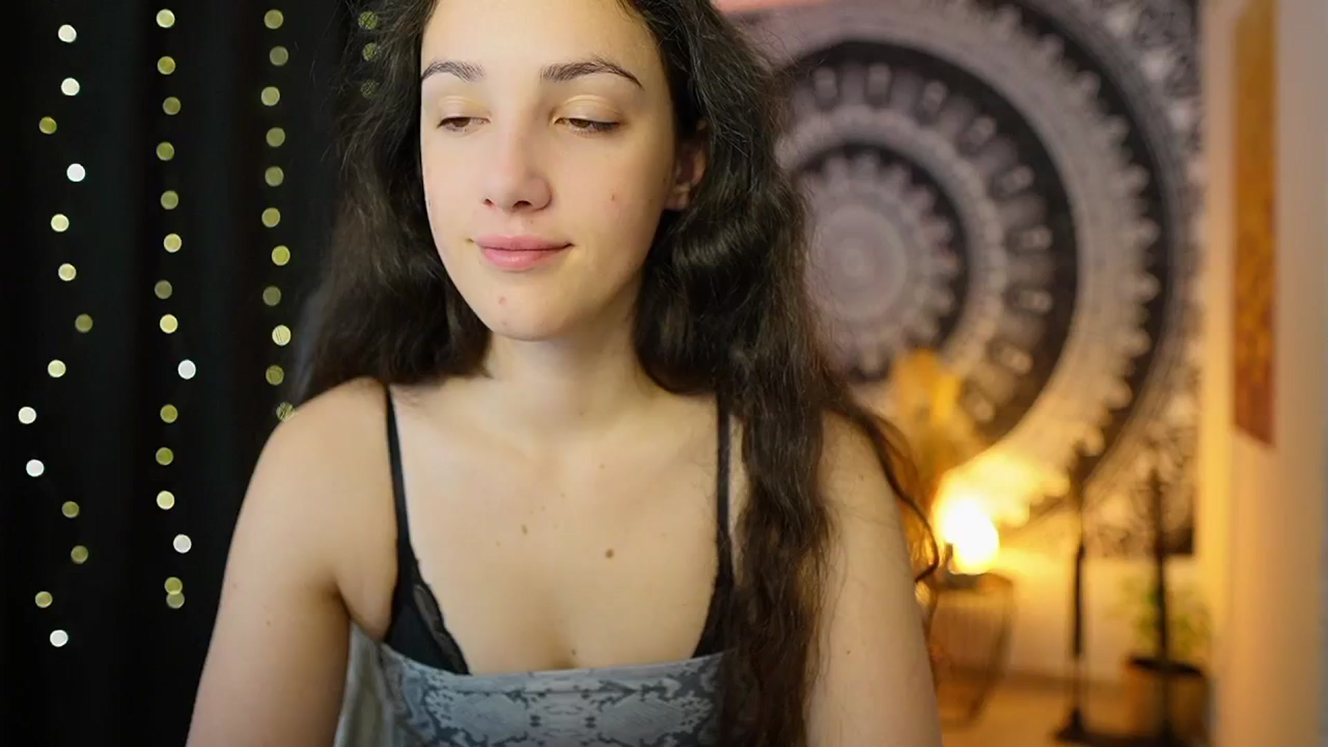 Gallery image thumbnail from Sophie_Rain18's myfreecams stream on, 05/09/2024, 09:26 image 10 of 20