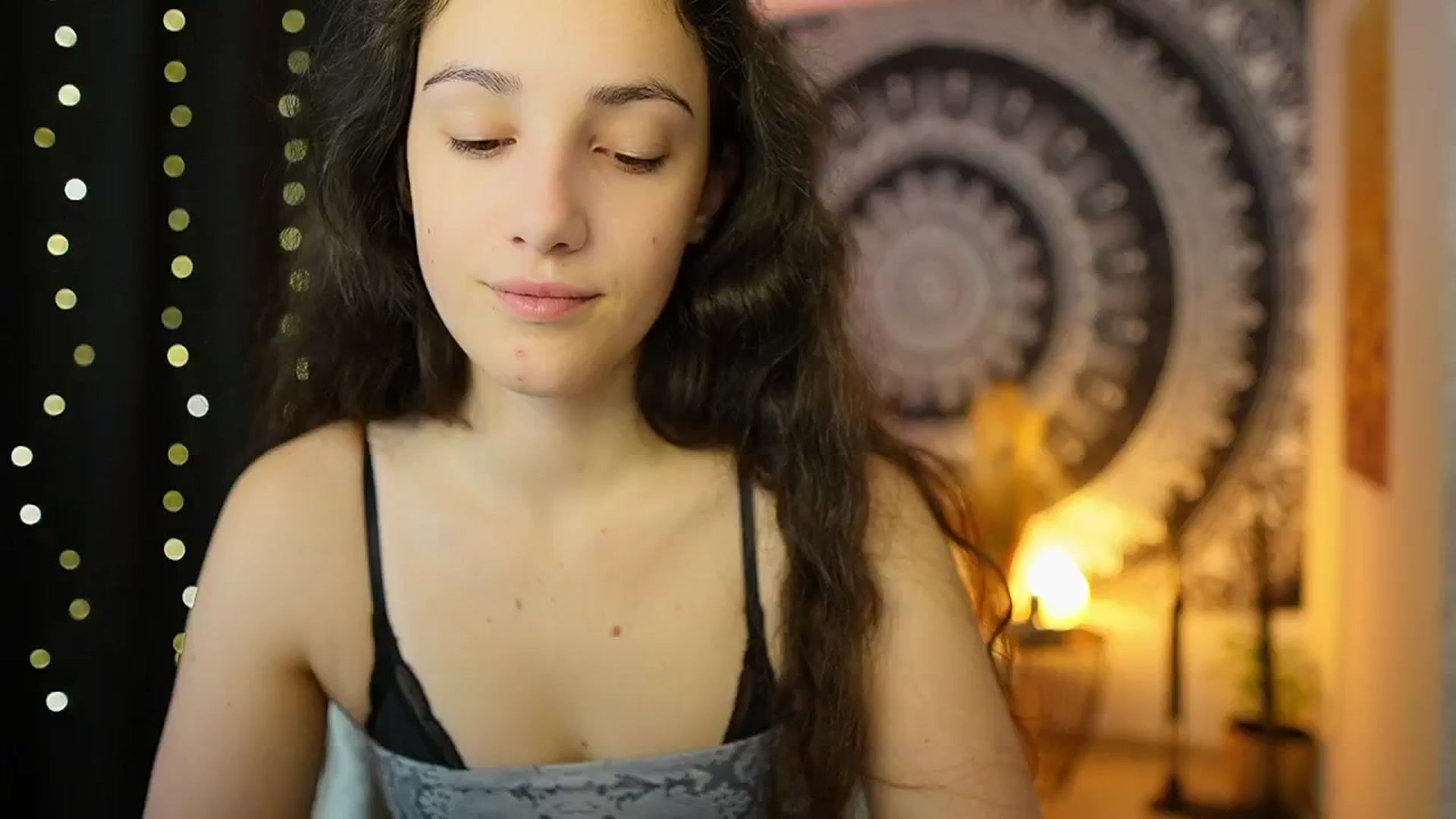 Gallery image thumbnail from Sophie_Rain18's myfreecams stream on, 05/09/2024, 09:26 image 9 of 20
