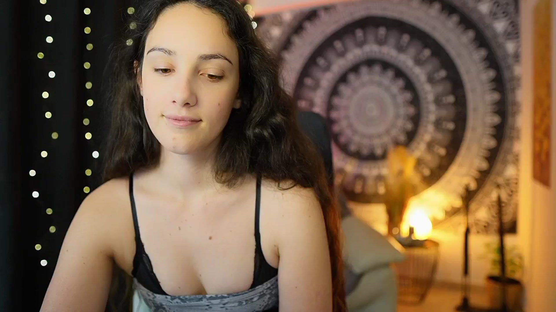 Gallery image thumbnail from Sophie_Rain18's myfreecams stream on, 05/09/2024, 12:22 image 20 of 20